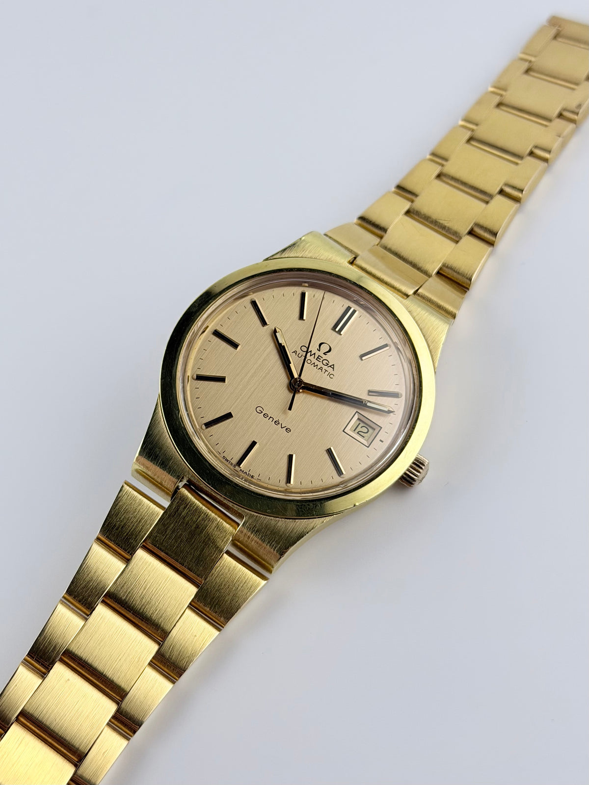 Omega Geneve Automatic Date 166.0173