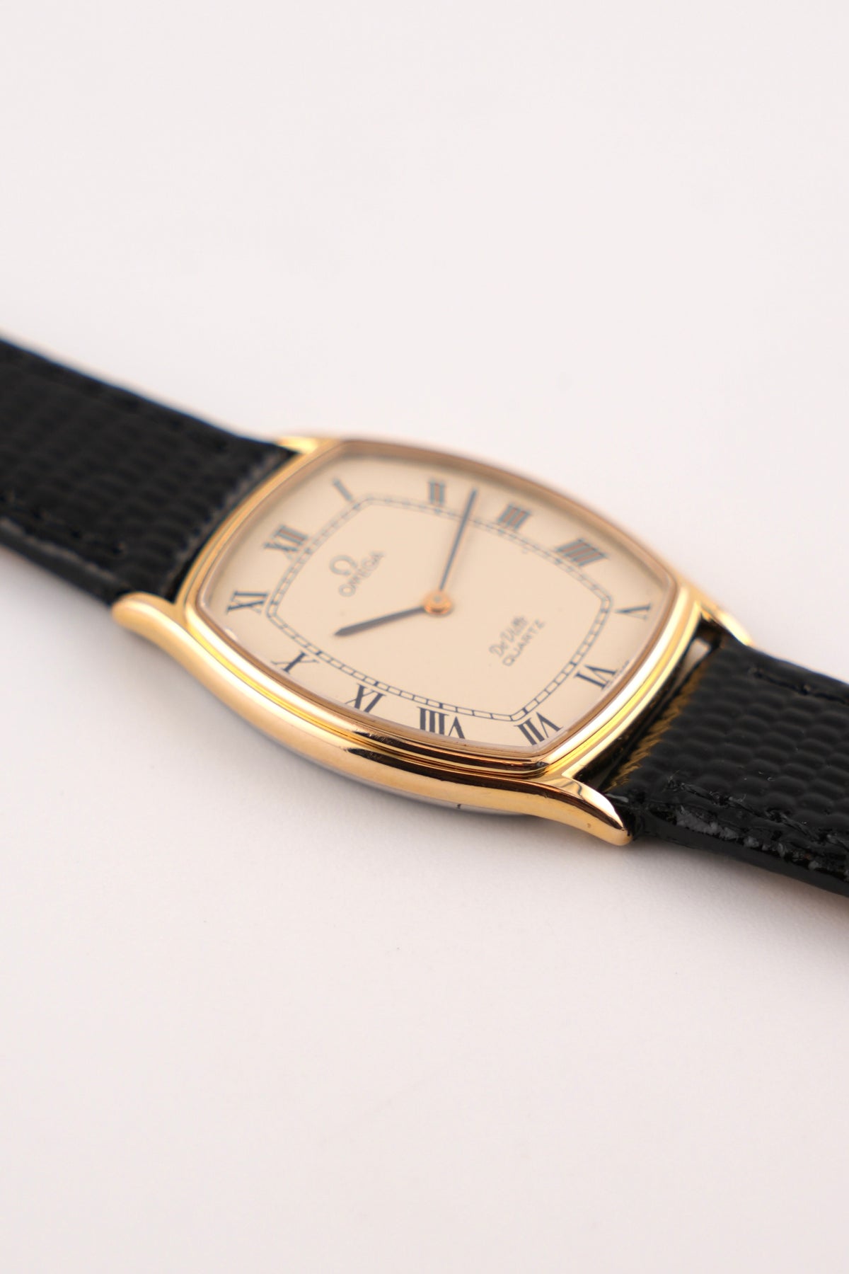 Omega DeVille Tonneau Quartz - 191.0100