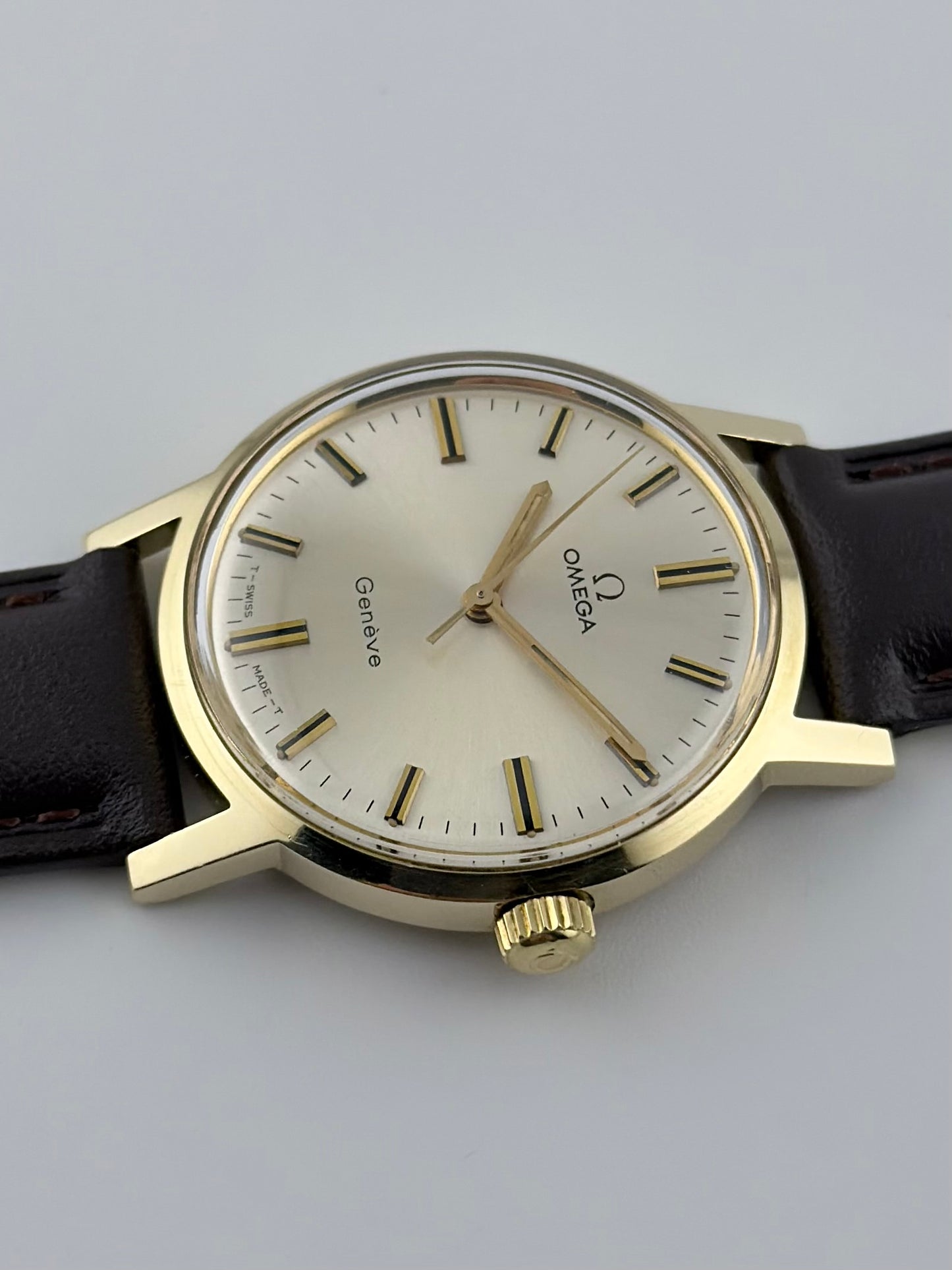 Omega Geneve Manual 135.070 - 18ct Solid Gold