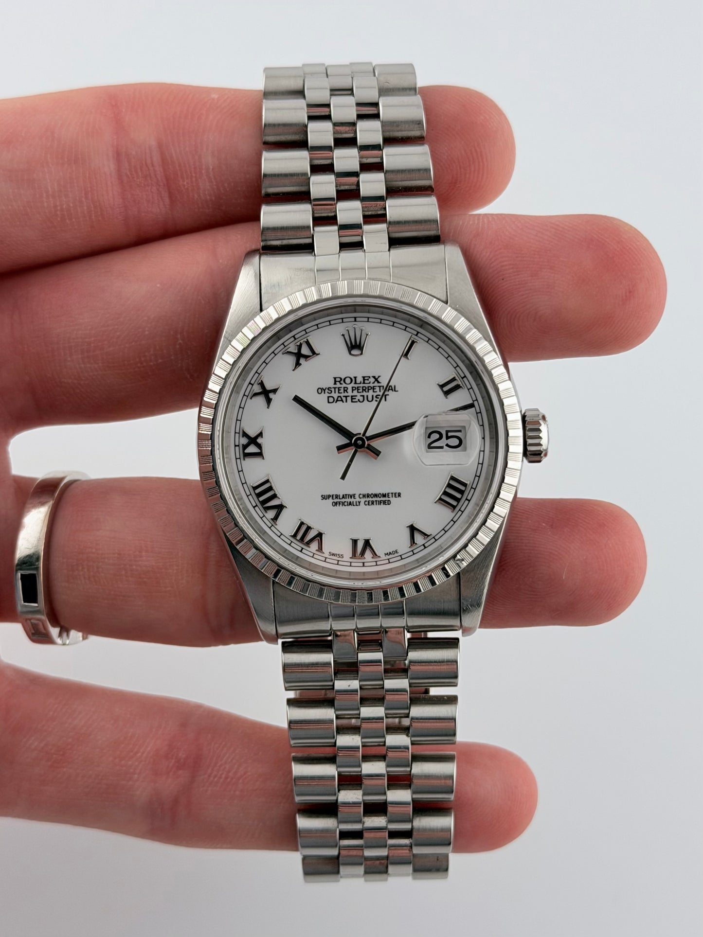 Rolex Datejust Oyster Perpetual - 16220 - Roman Numeral Dial - Original Box