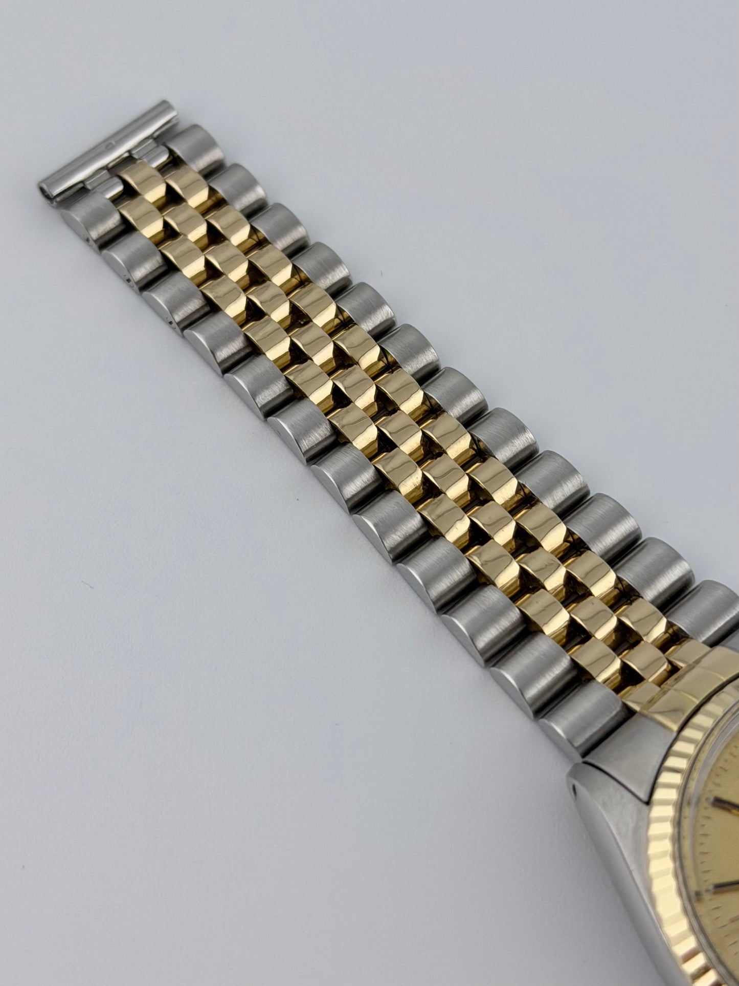 Rolex Datejust Oyster Perpetual Two-Tone - 16013 - Linen Dial - Exceptional Condition