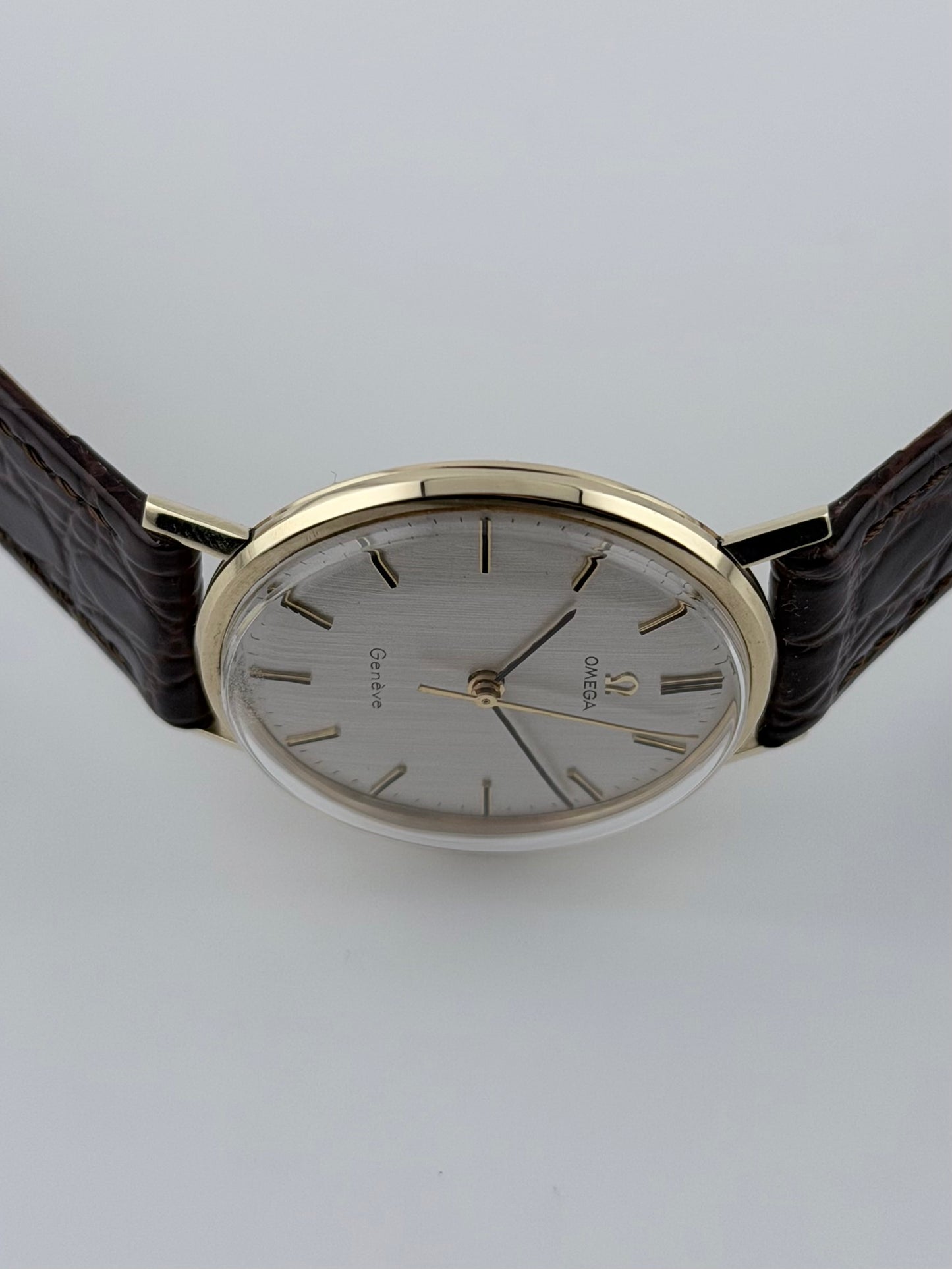 Omega Geneve Manual Wind - 131.25016 - 9ct GOLD