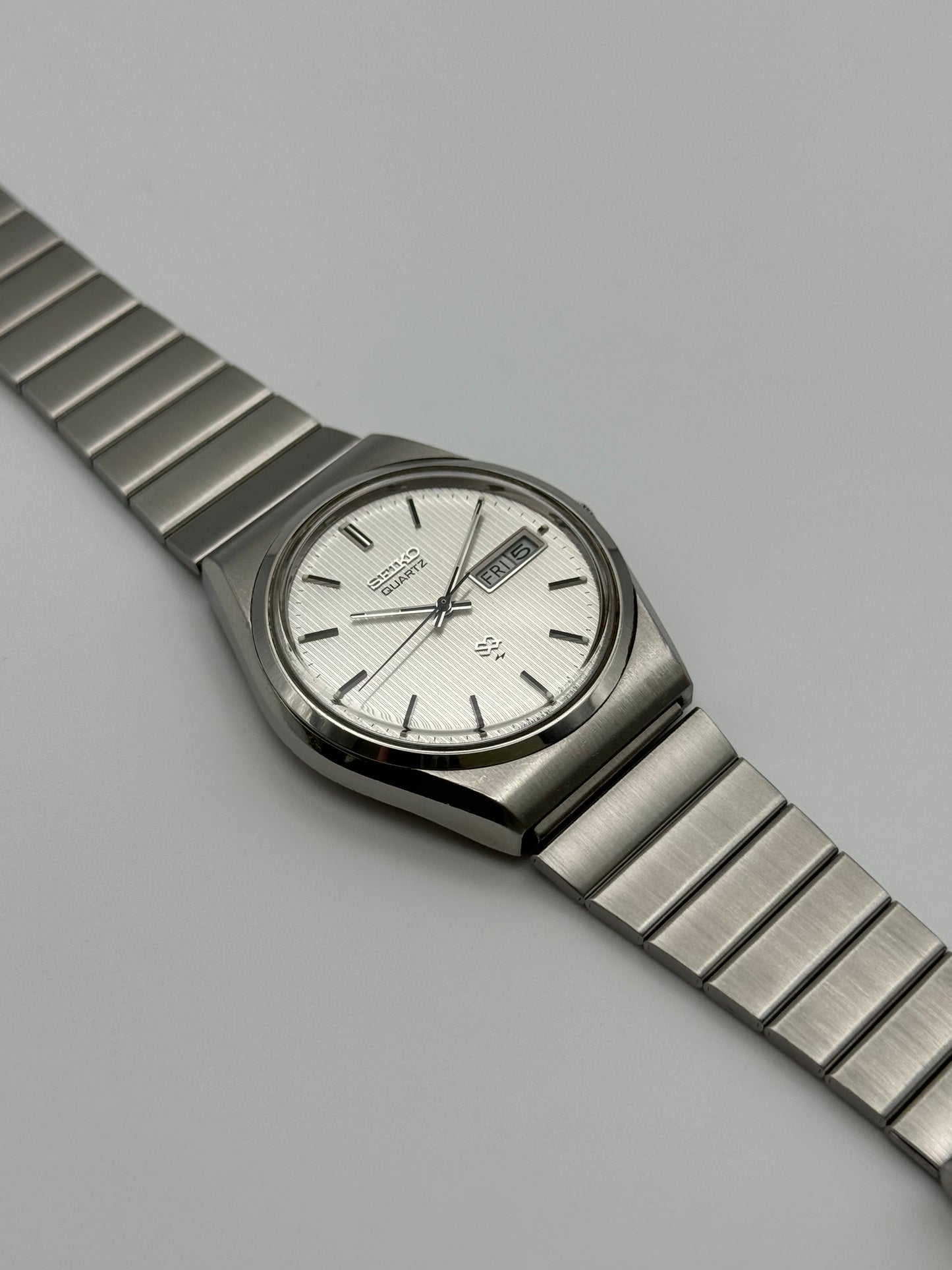 Seiko SQ Quartz Day-Date 4336-8110 - Rare Dial