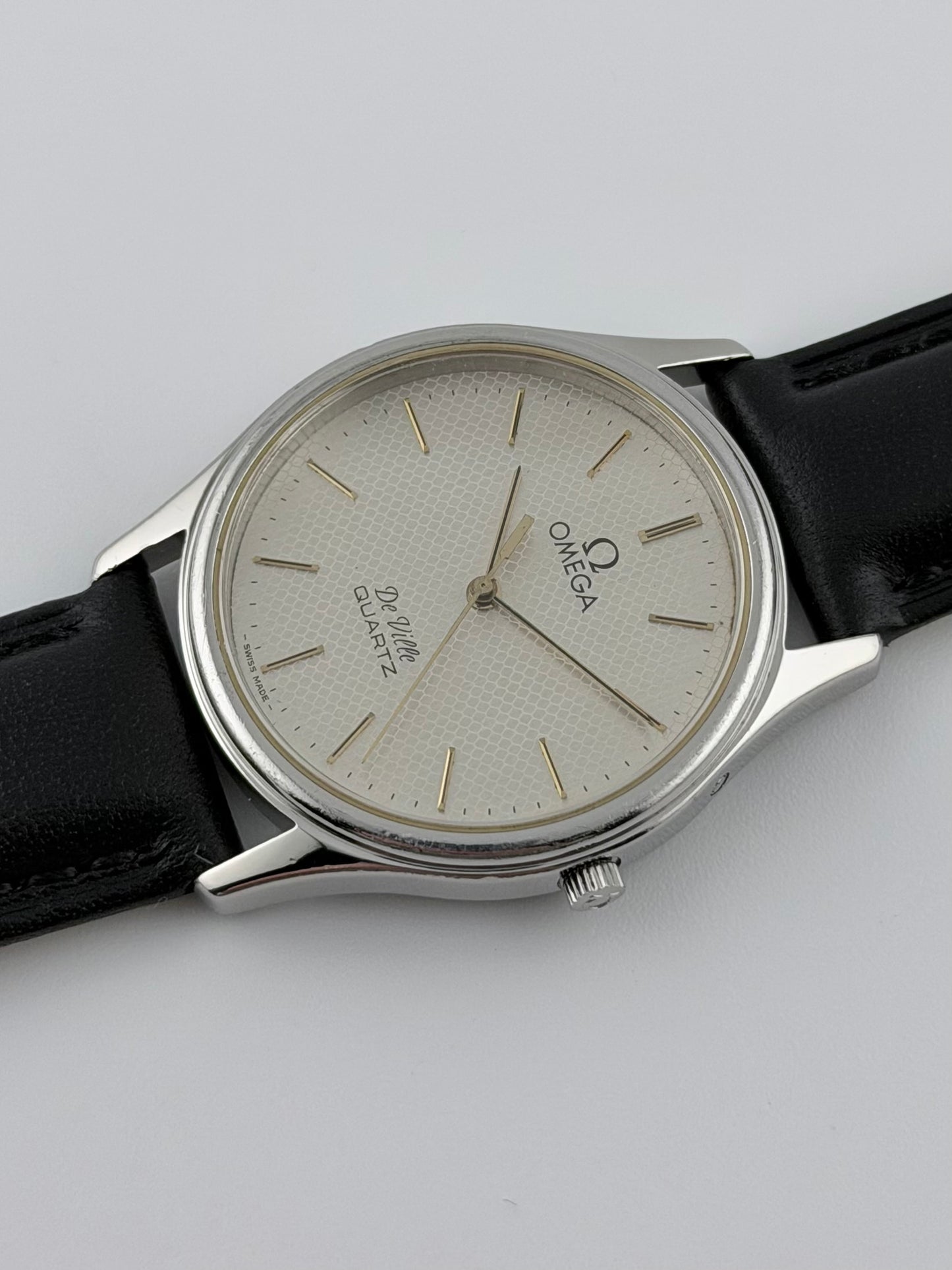 Omega De Ville Quartz - 195.0011 - Honeycomb Dial