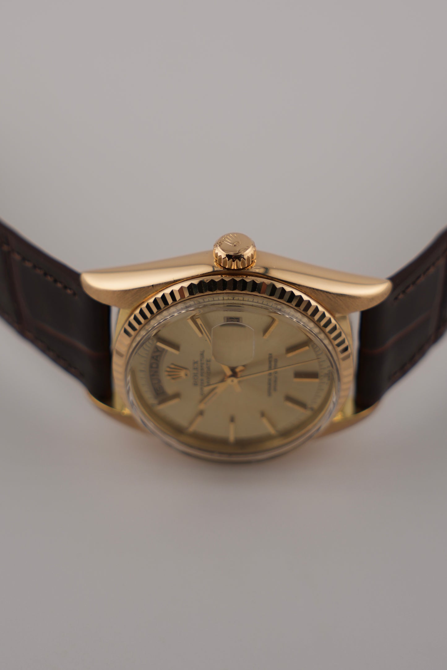 Rolex Oyster Perpetual Day-Date - 1803 Solid 18ct Gold