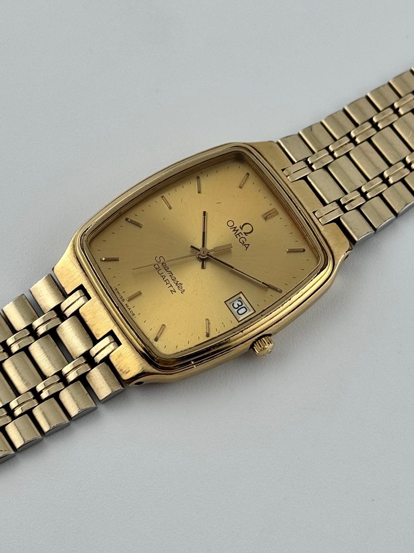Omega Seamaster Tank Quartz Date - Original Bracelet - 196.0239