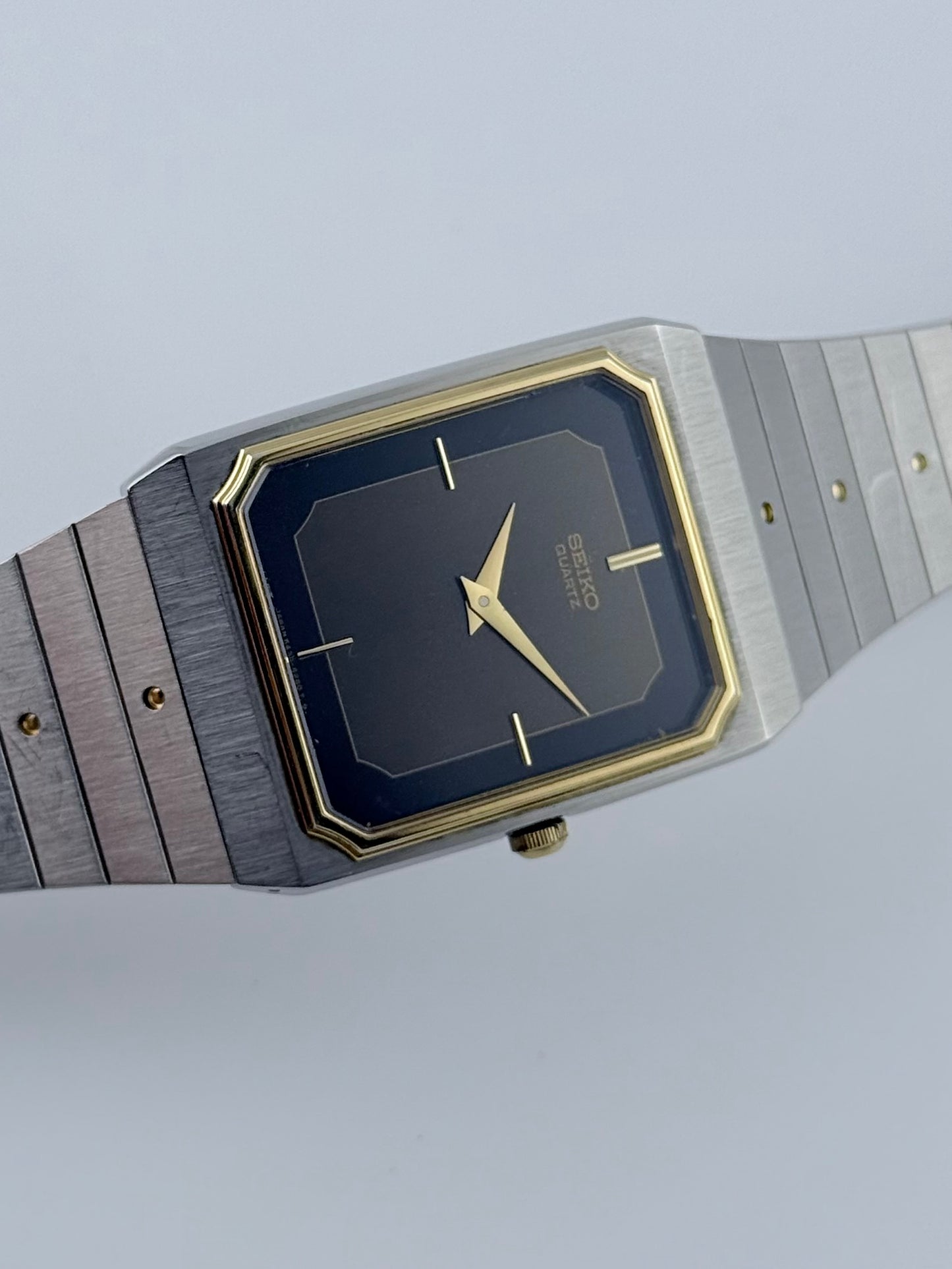 Seiko Tank Quartz 6430-5140