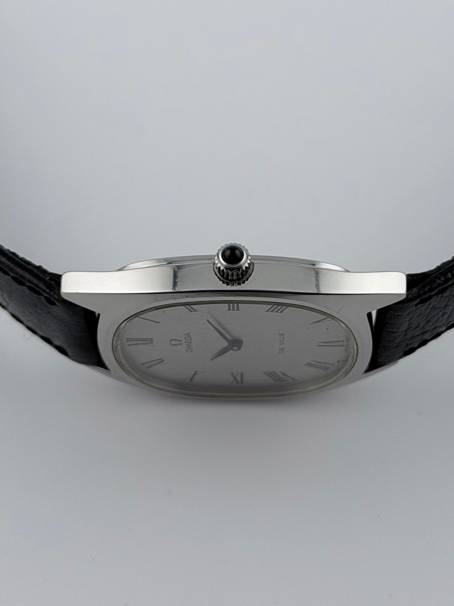 Omega DeVille Manual Wind - 111.0131 - Rare Linen Dial