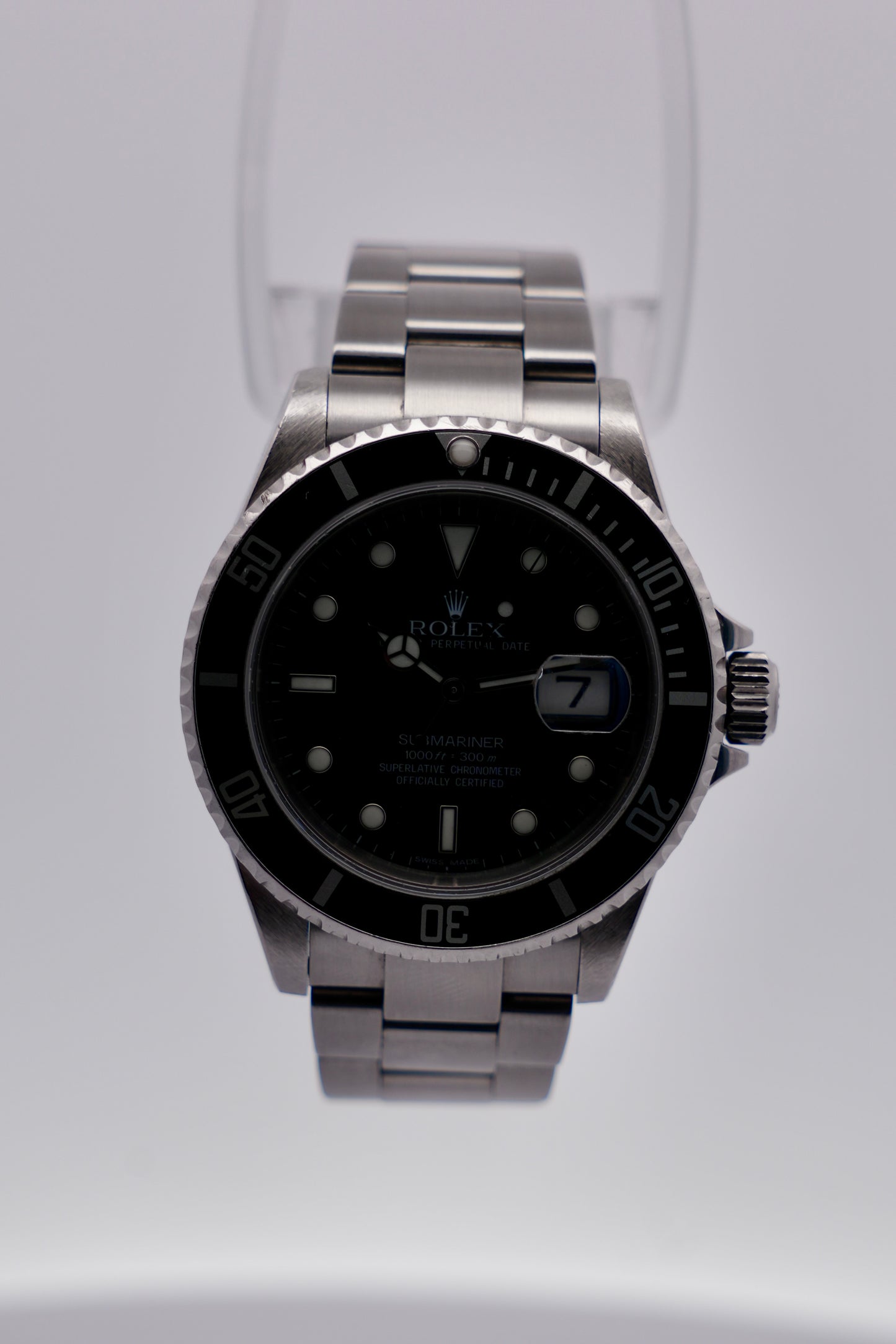 Rolex Oyster Perpetual Submariner Date - 16610 - Original Box