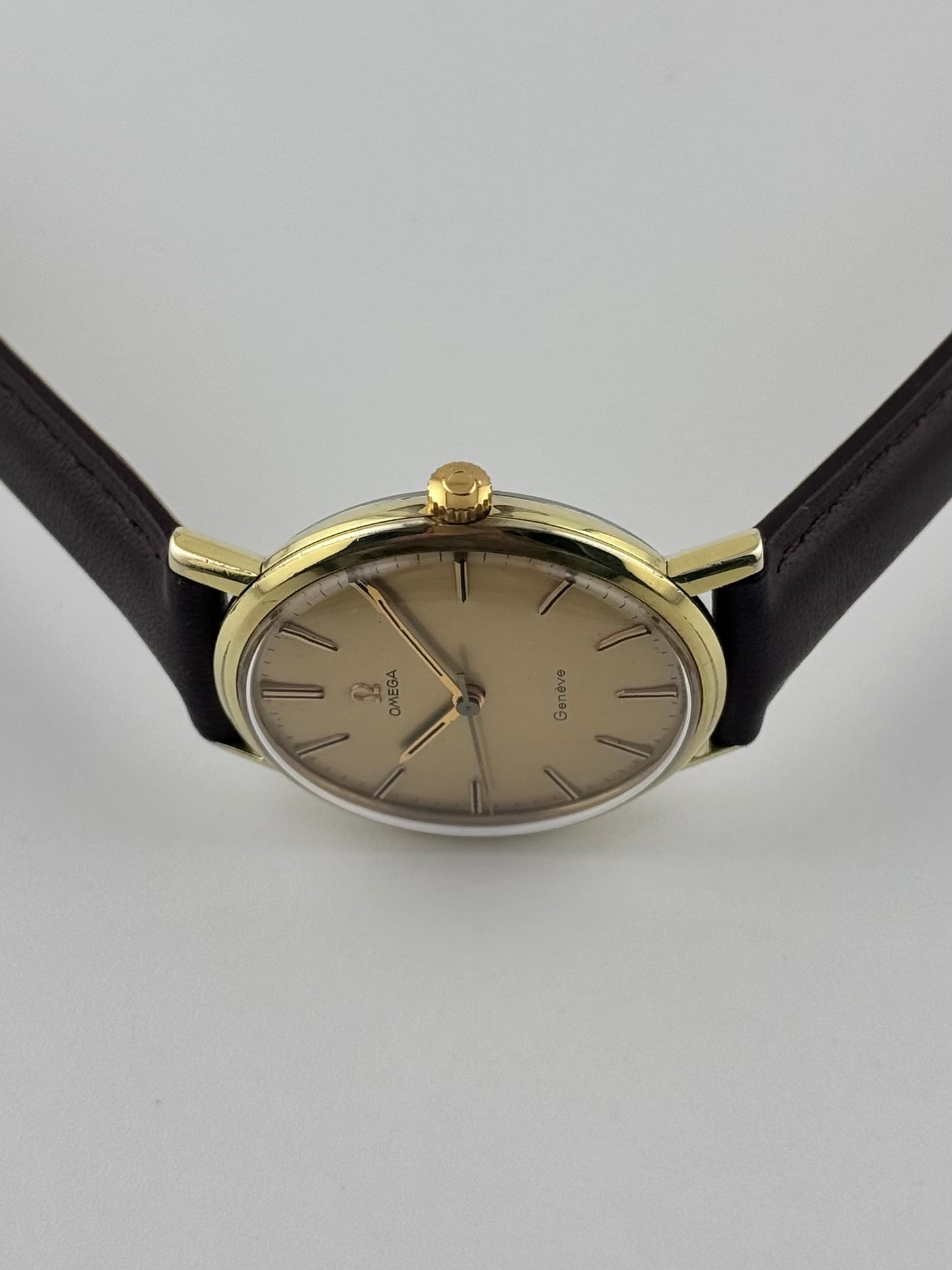 Omega Geneve Manual Wind - 131.019