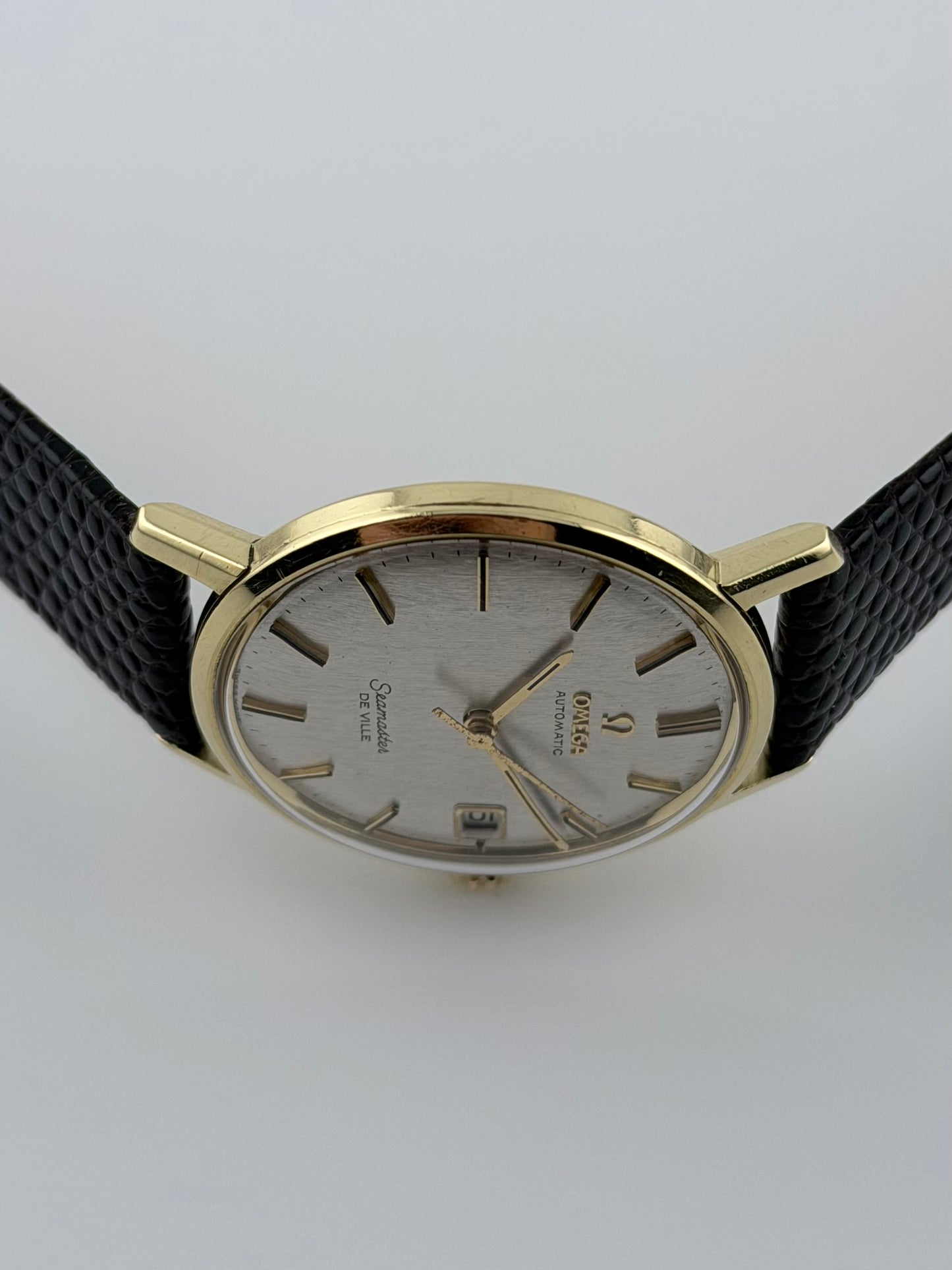 Omega Seamaster De Ville Automatic Fishscale Dial - 18ct Gold - 166.020