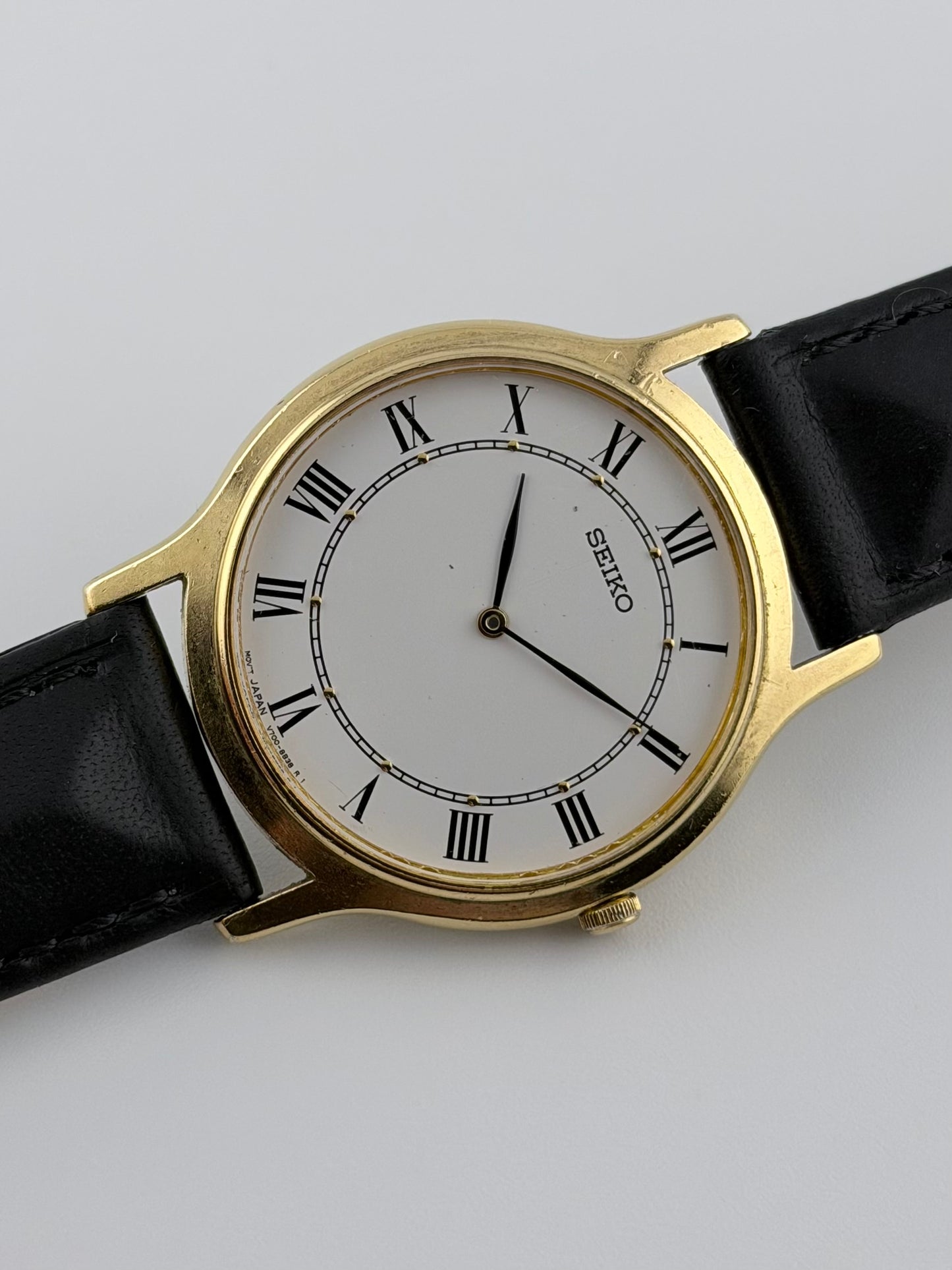 Seiko Quartz Dress Watch - V700-8A13