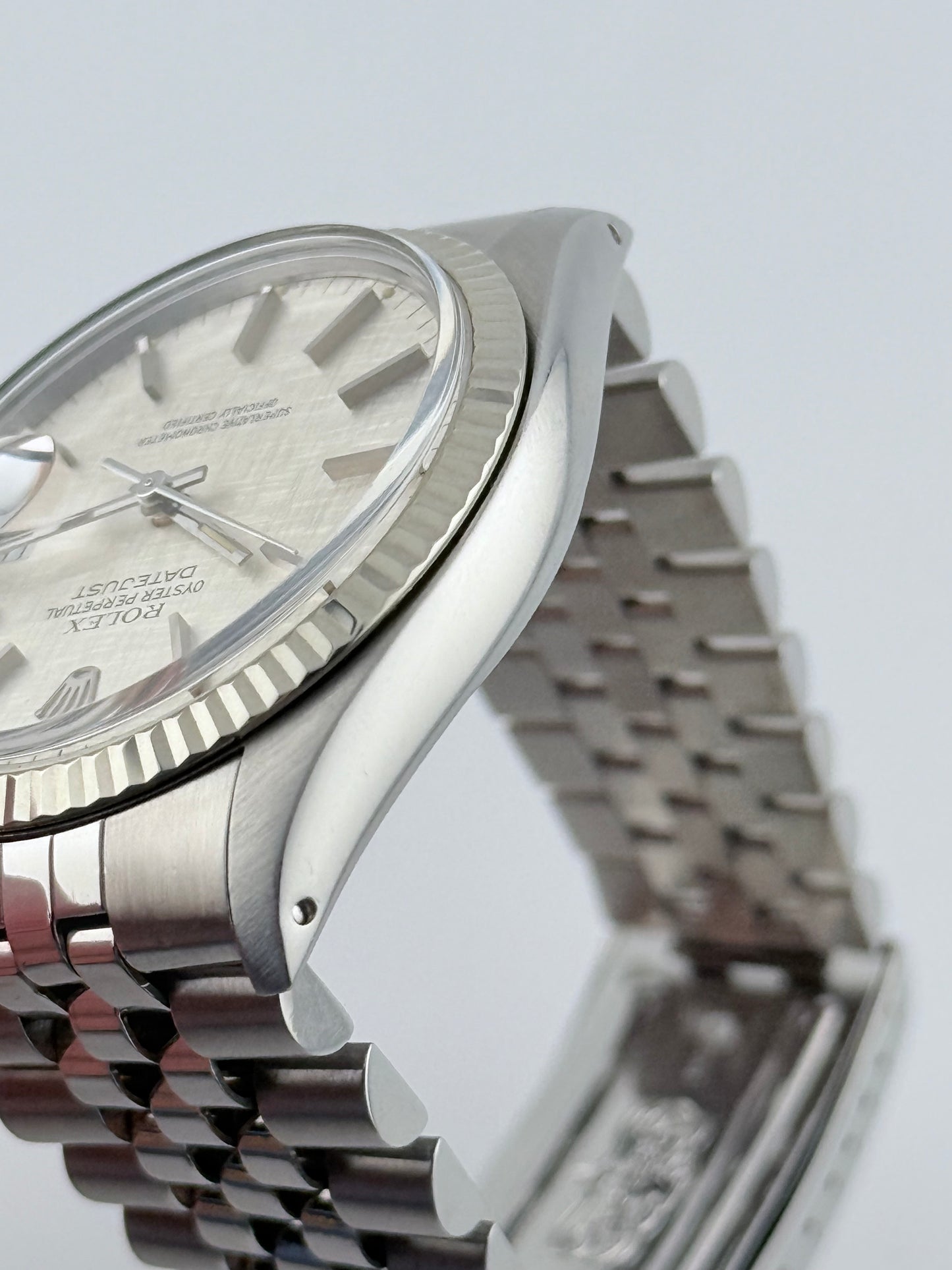 Rolex Datejust Oyster Perpetual - 16014 - White Gold Bezel - Linen Dial