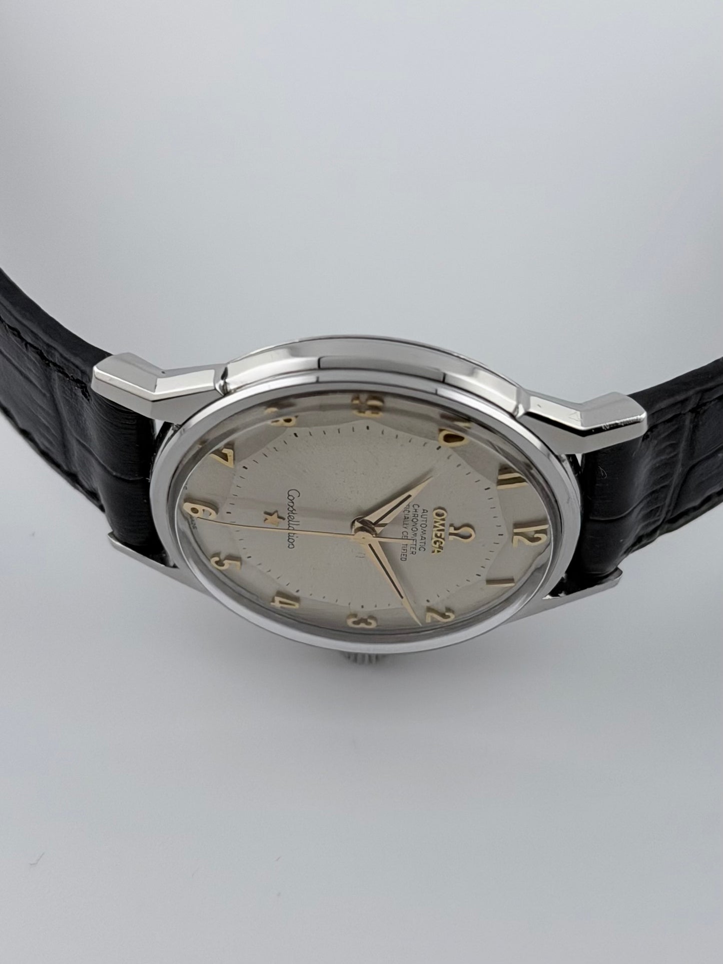 Omega Constellation Chronometer Automatic - “Dog Leg Pie Pan” - Ultra Rare Arabic Dial - 167.005