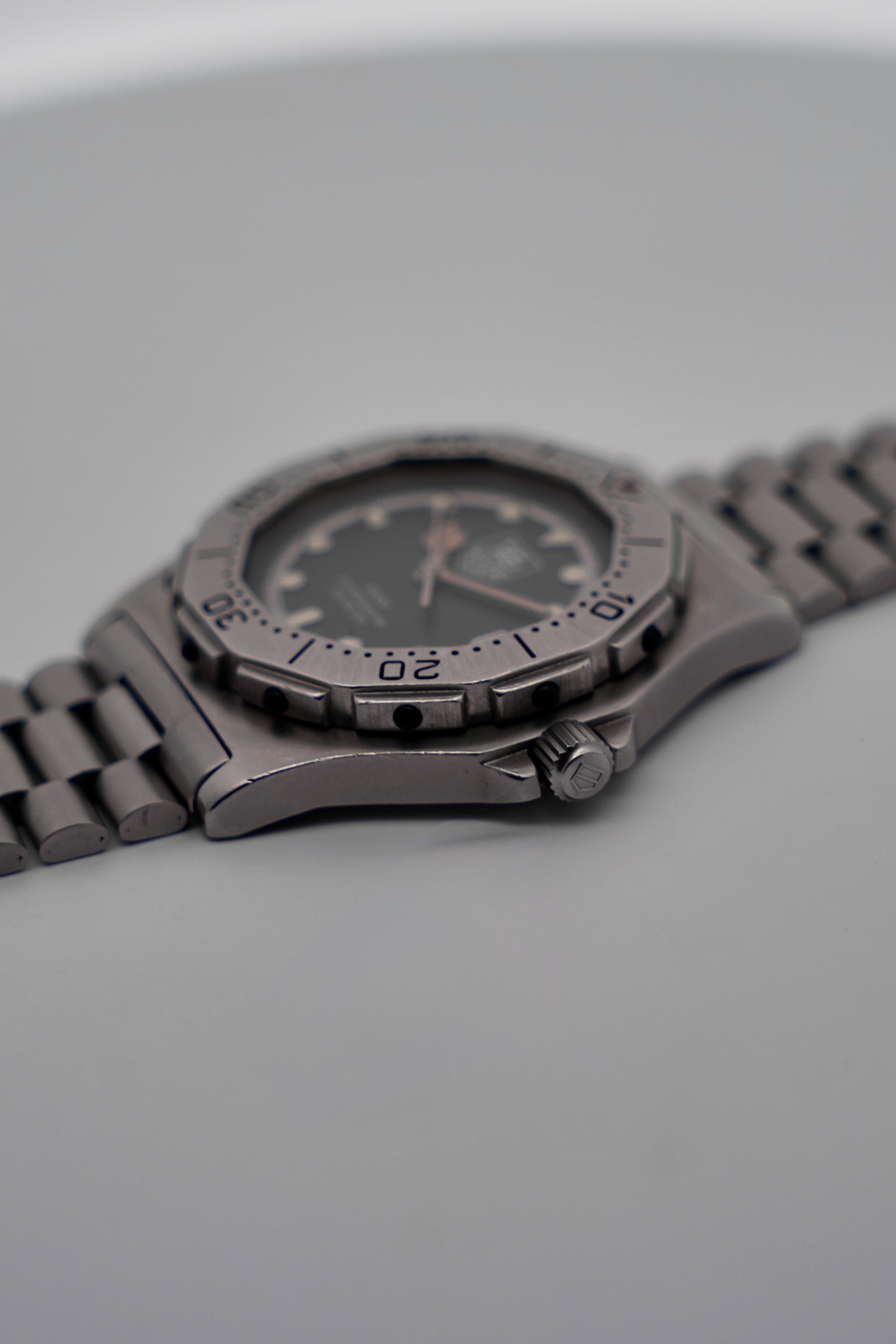 Tag Heuer 3000 Professional 200m Quartz Date - 932.206