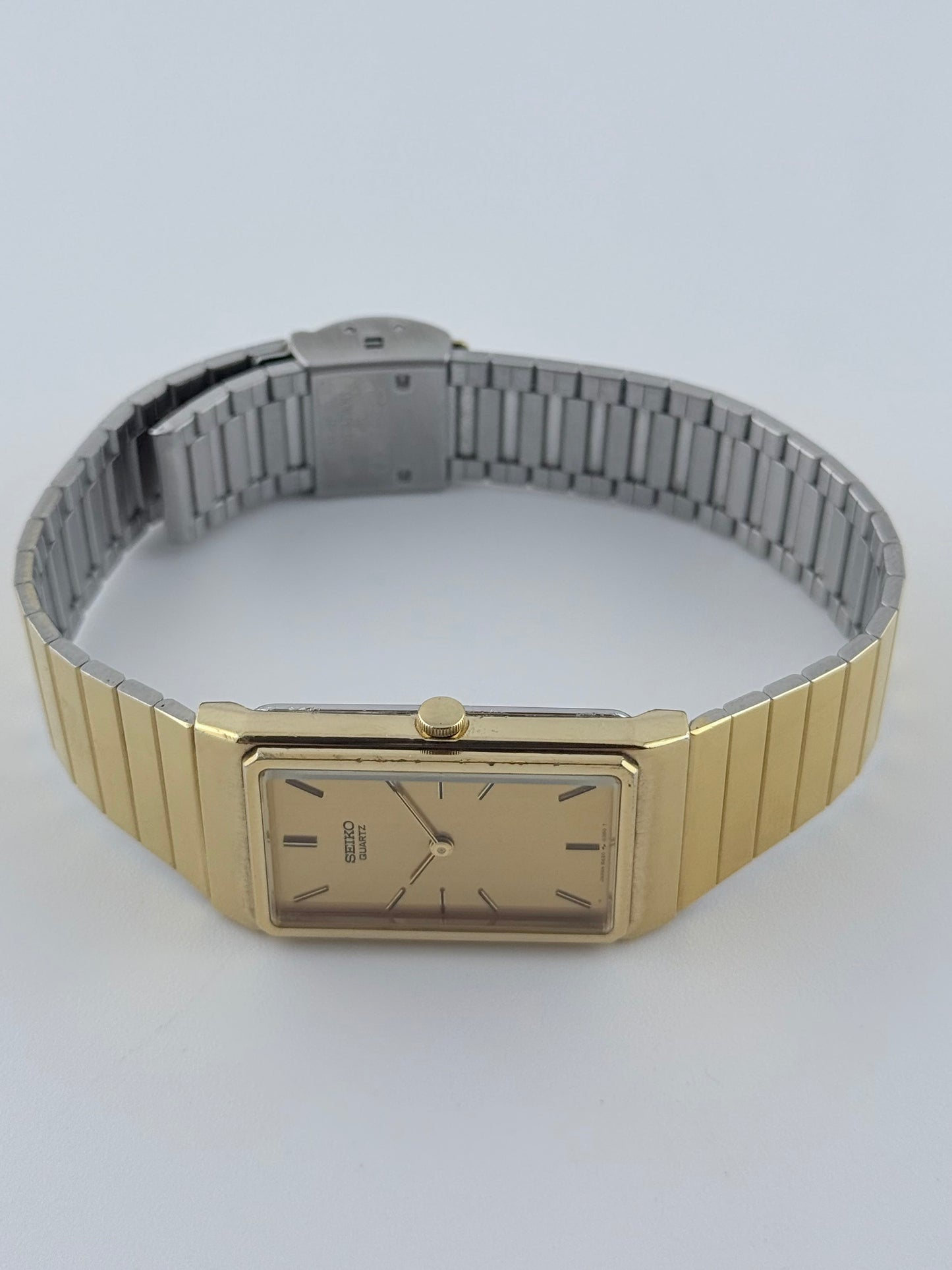 Seiko Tank Quartz 8620-5180 with original Box & Purchase Papers