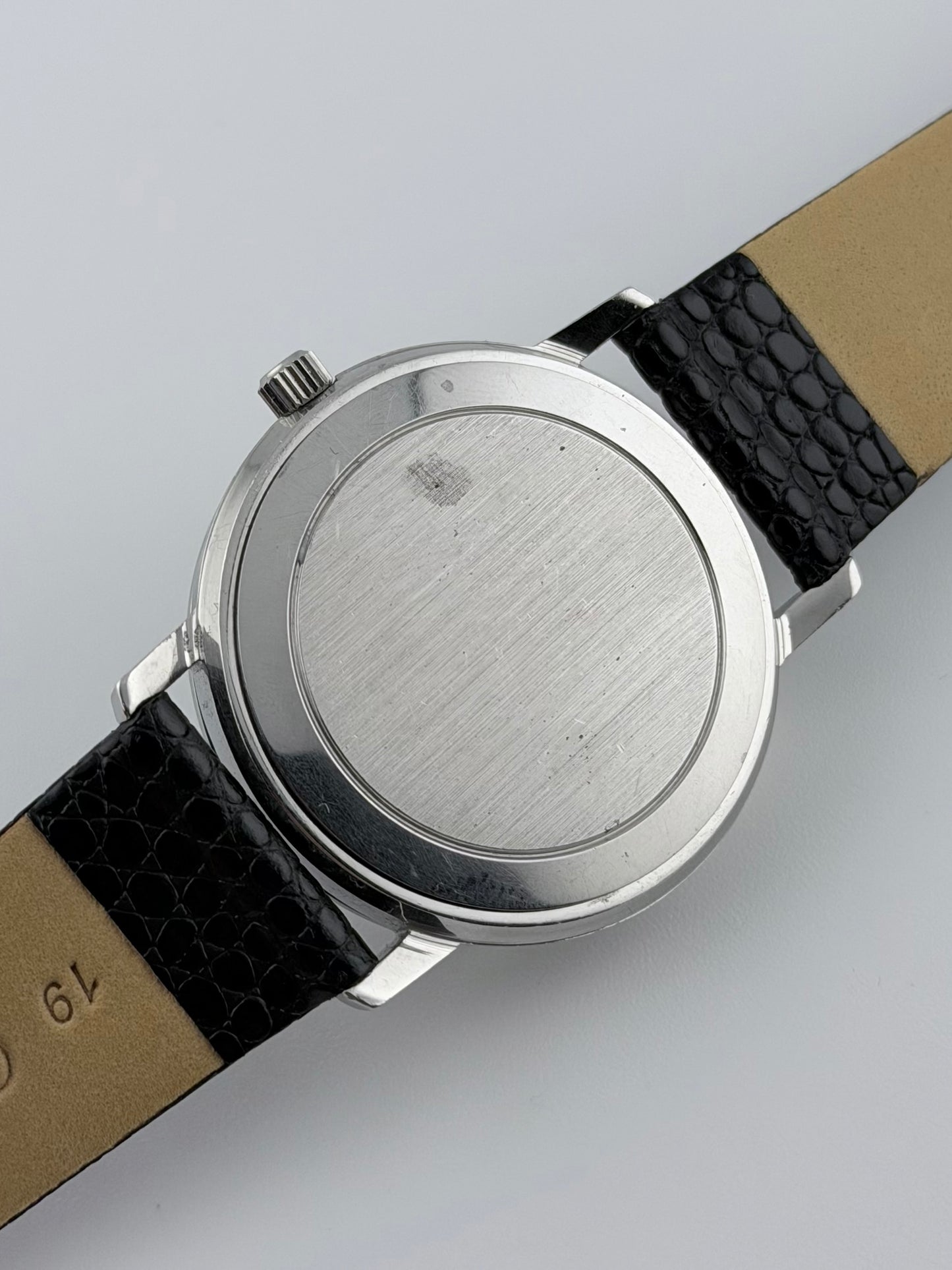Omega Seamaster Quartz Date 196.0079