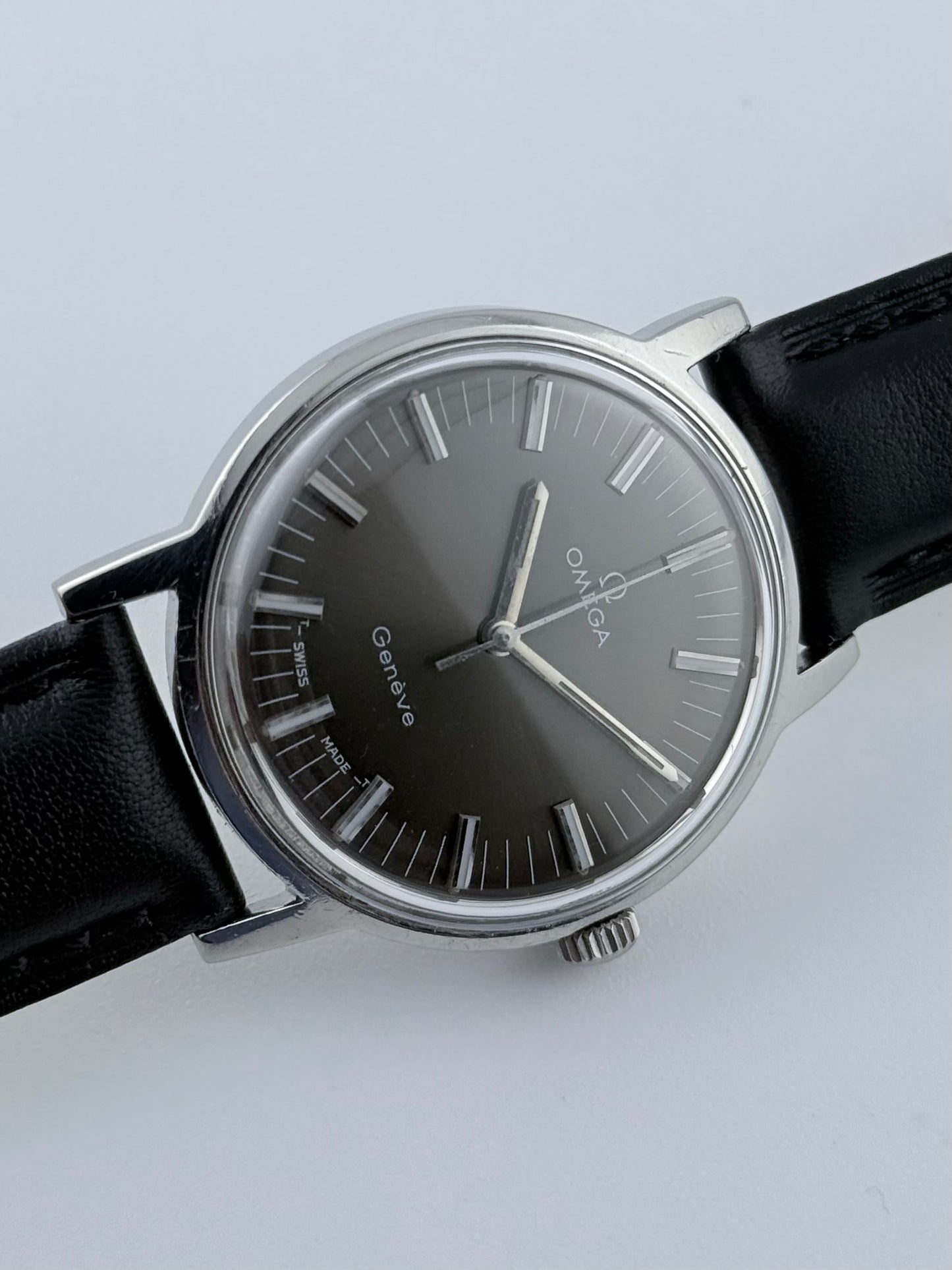 Omega Geneve Manual Wind 135.070 - Rare Slate Grey Dial