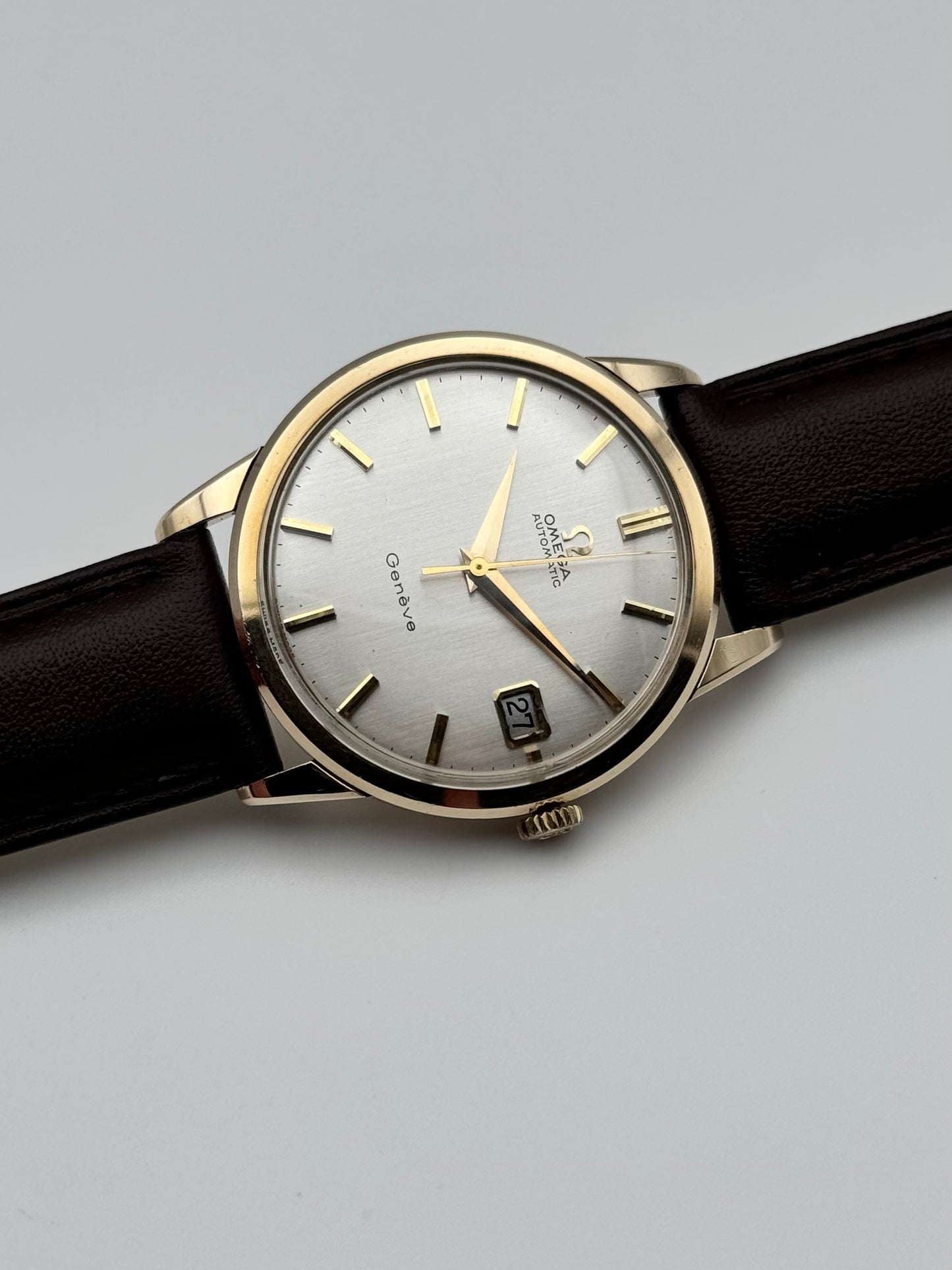 Omega Geneve Automatic Date 9ct Gold - 161.25418
