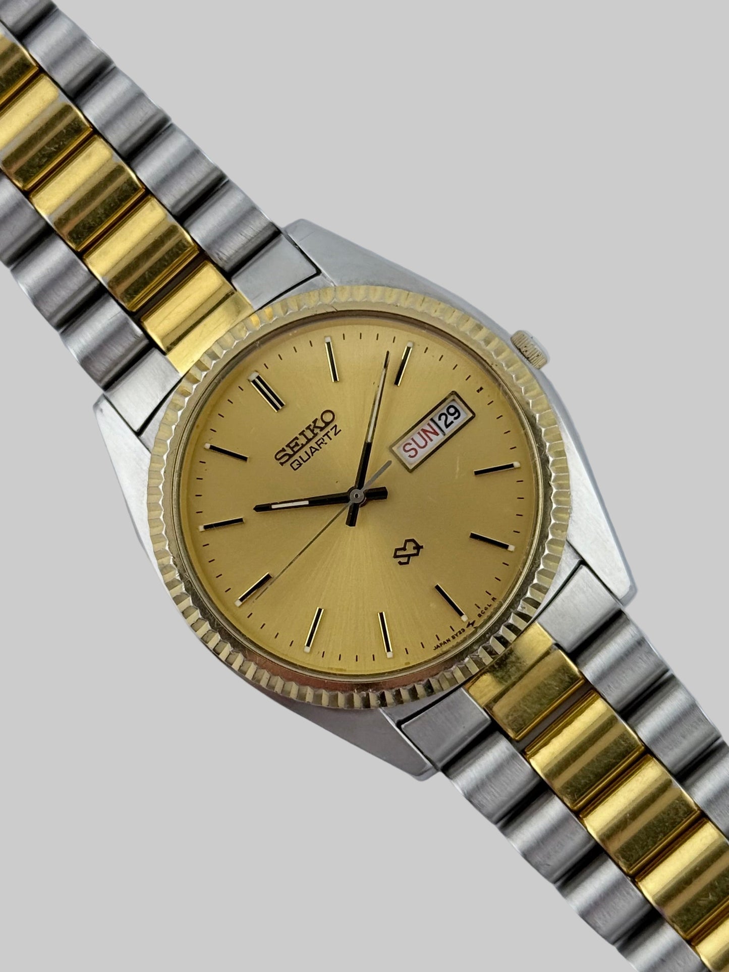 Seiko SQ Quartz Day-Date 5Y23-8A60