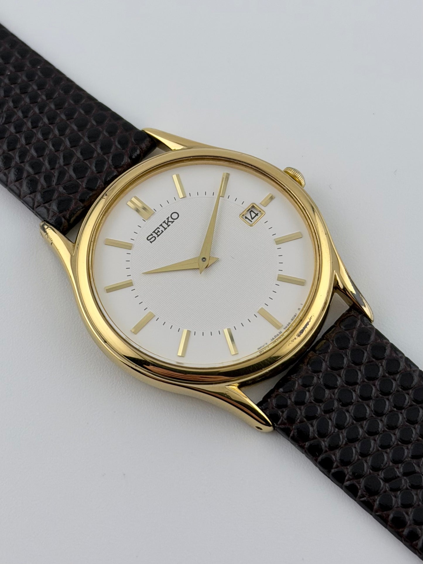 Seiko Tank Quartz 7N39-8020