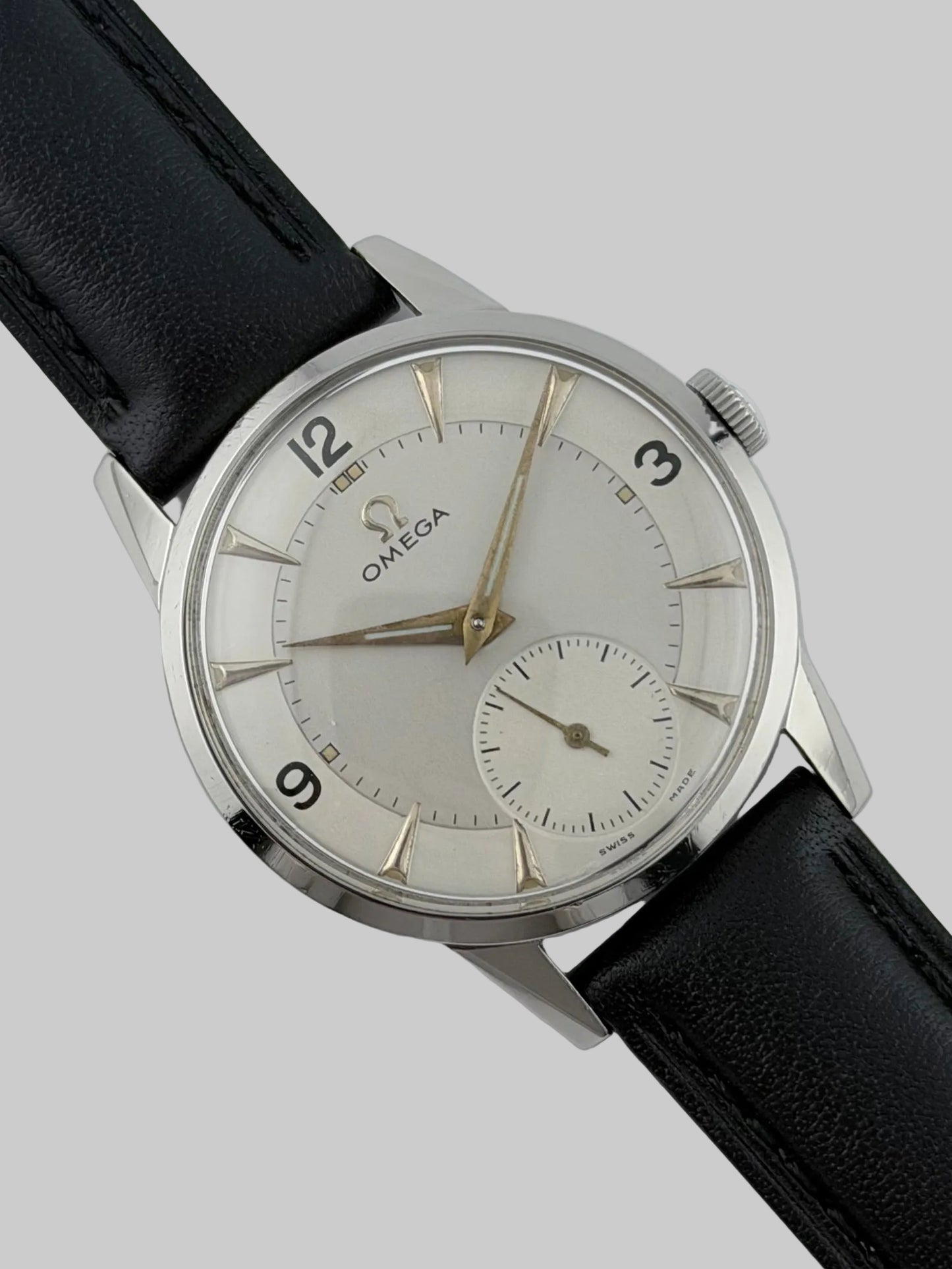 Omega Manual Wind - Sub Seconds - 2495-17