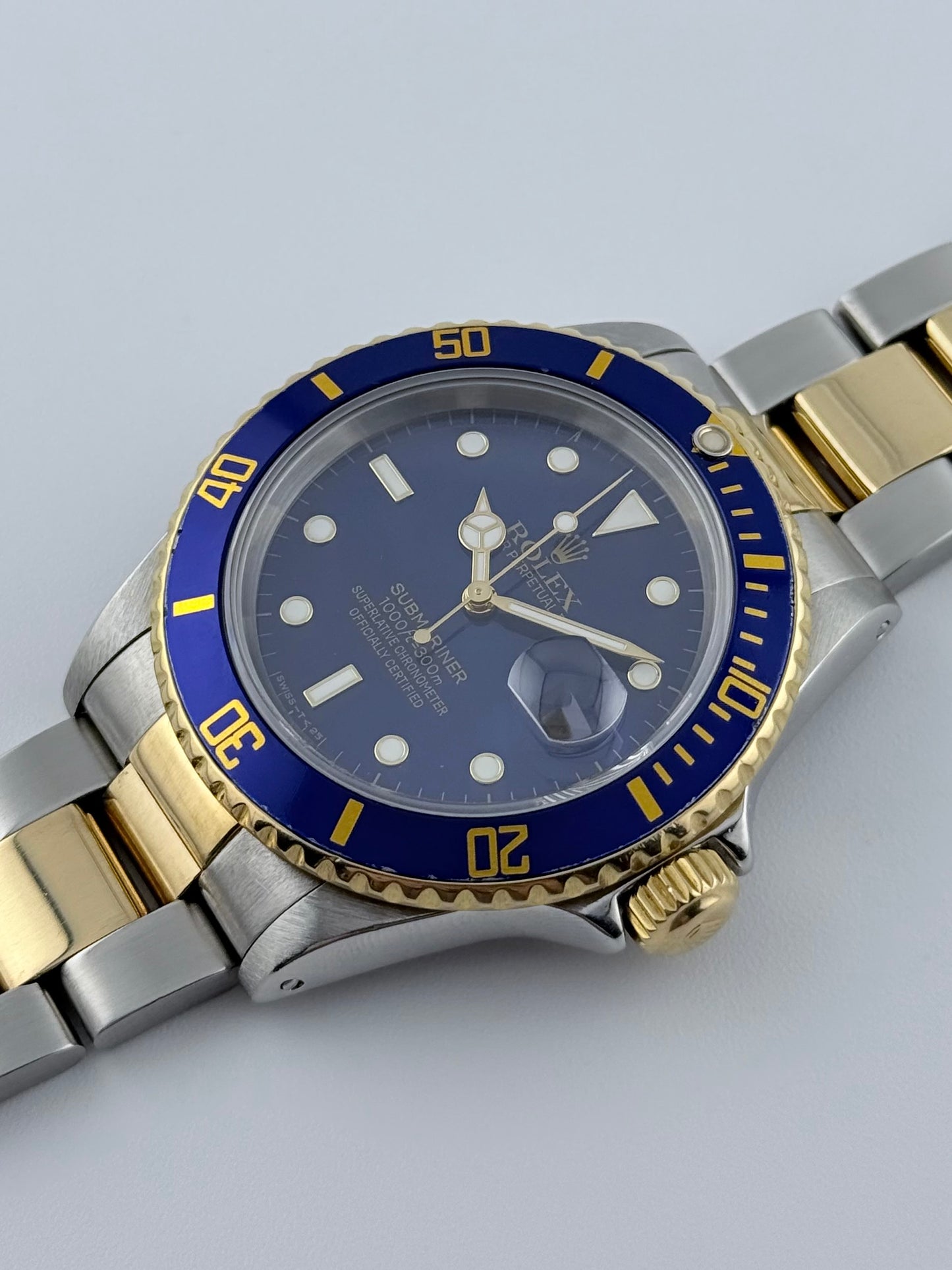 Rolex Oyster Perpetual Submariner Date - 16613 - Original Box