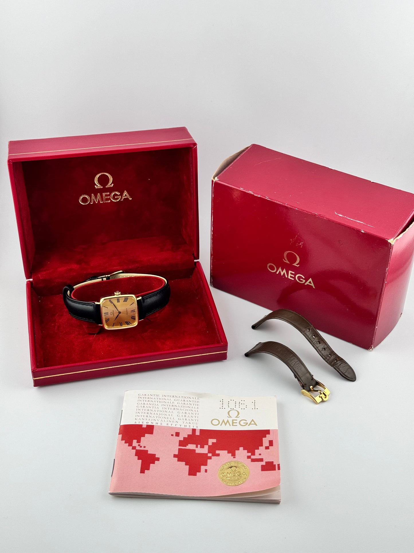 Omega Geneve Tank Manual Wind 511.415 - Box and Papers