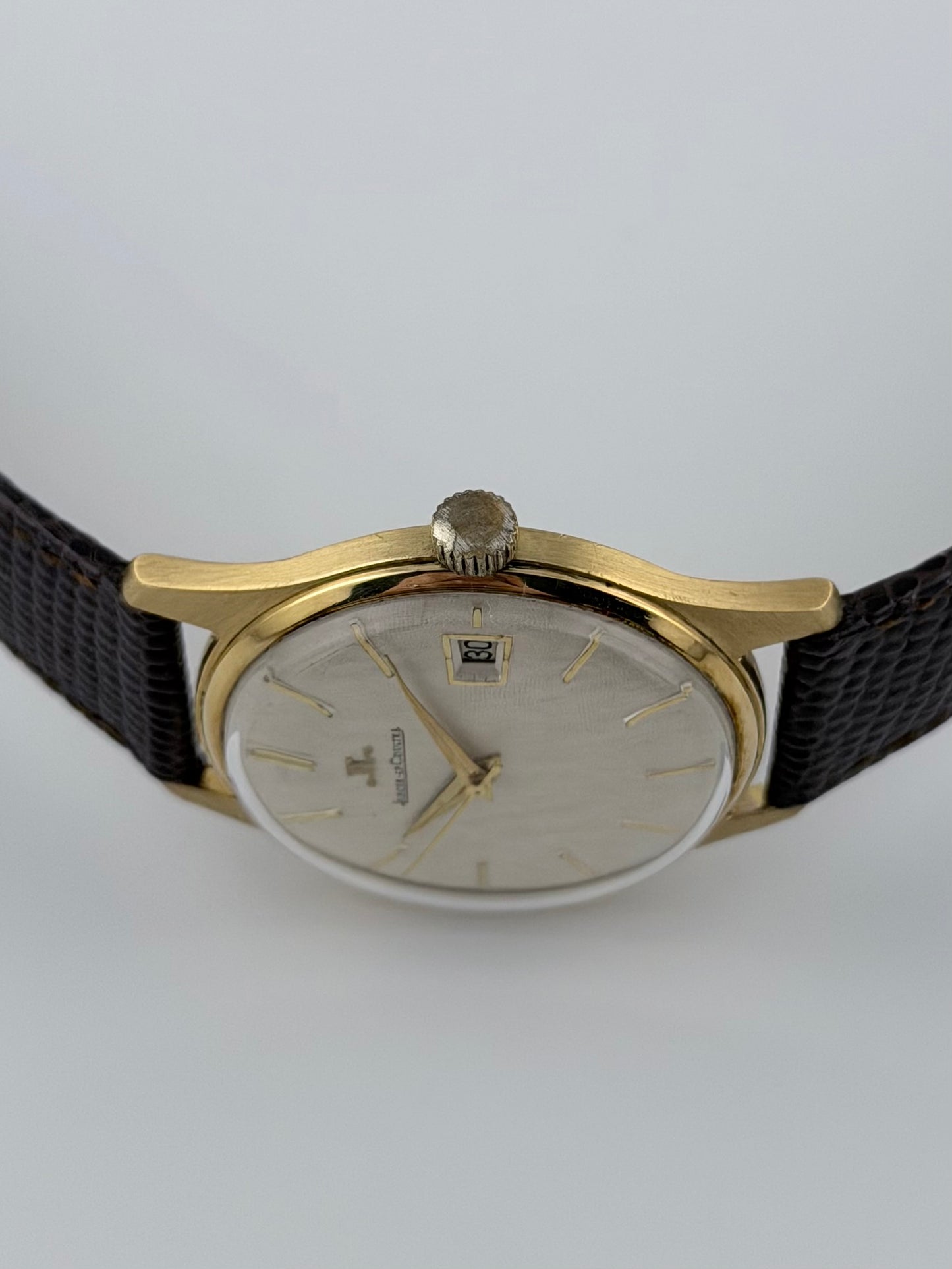 Jaeger LeCoultre Manual Wind 18ct - Linen Dial