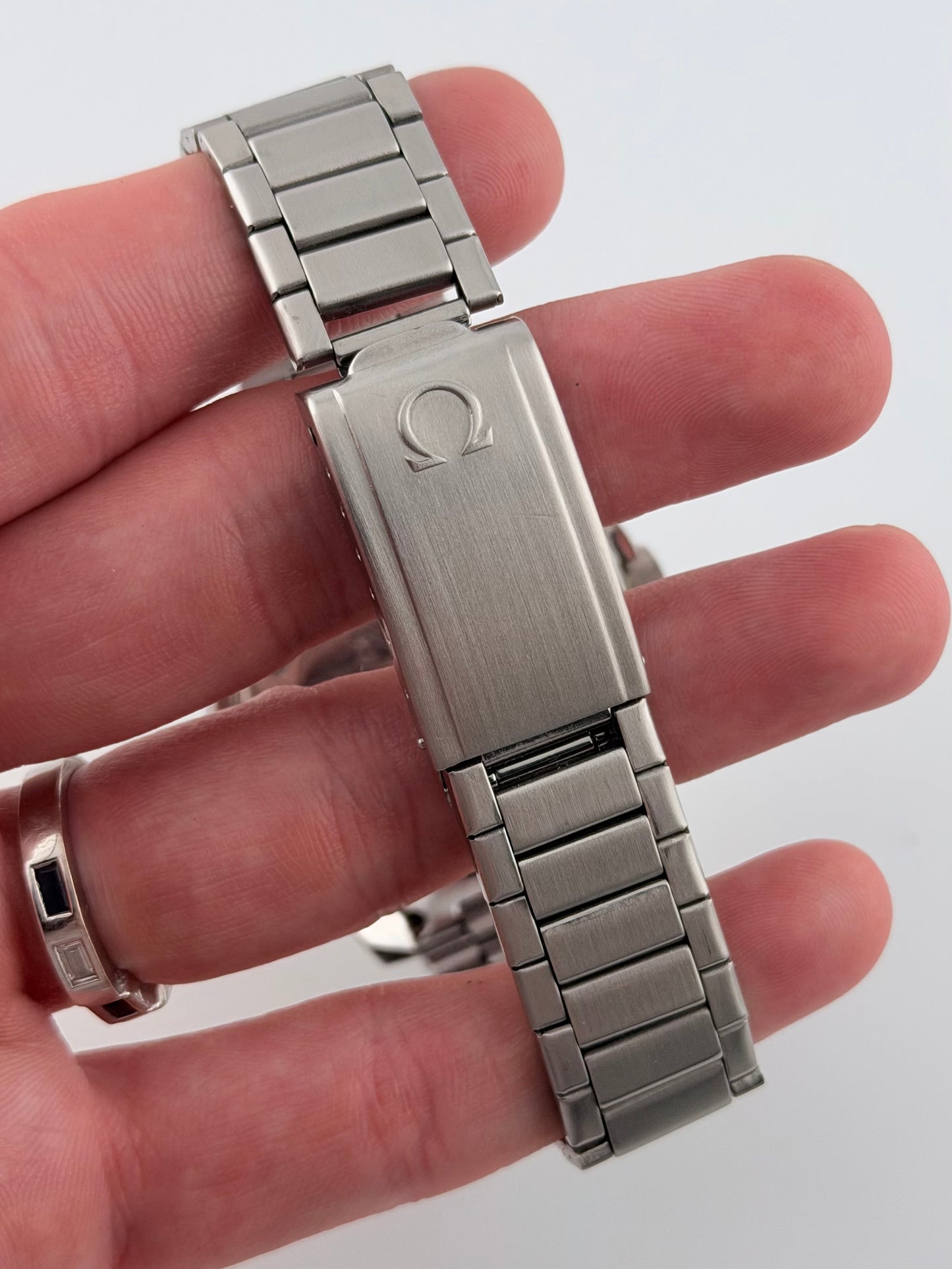 Omega Speedmaster 105.012-66 Manual Wind - The watch that went to the moon.