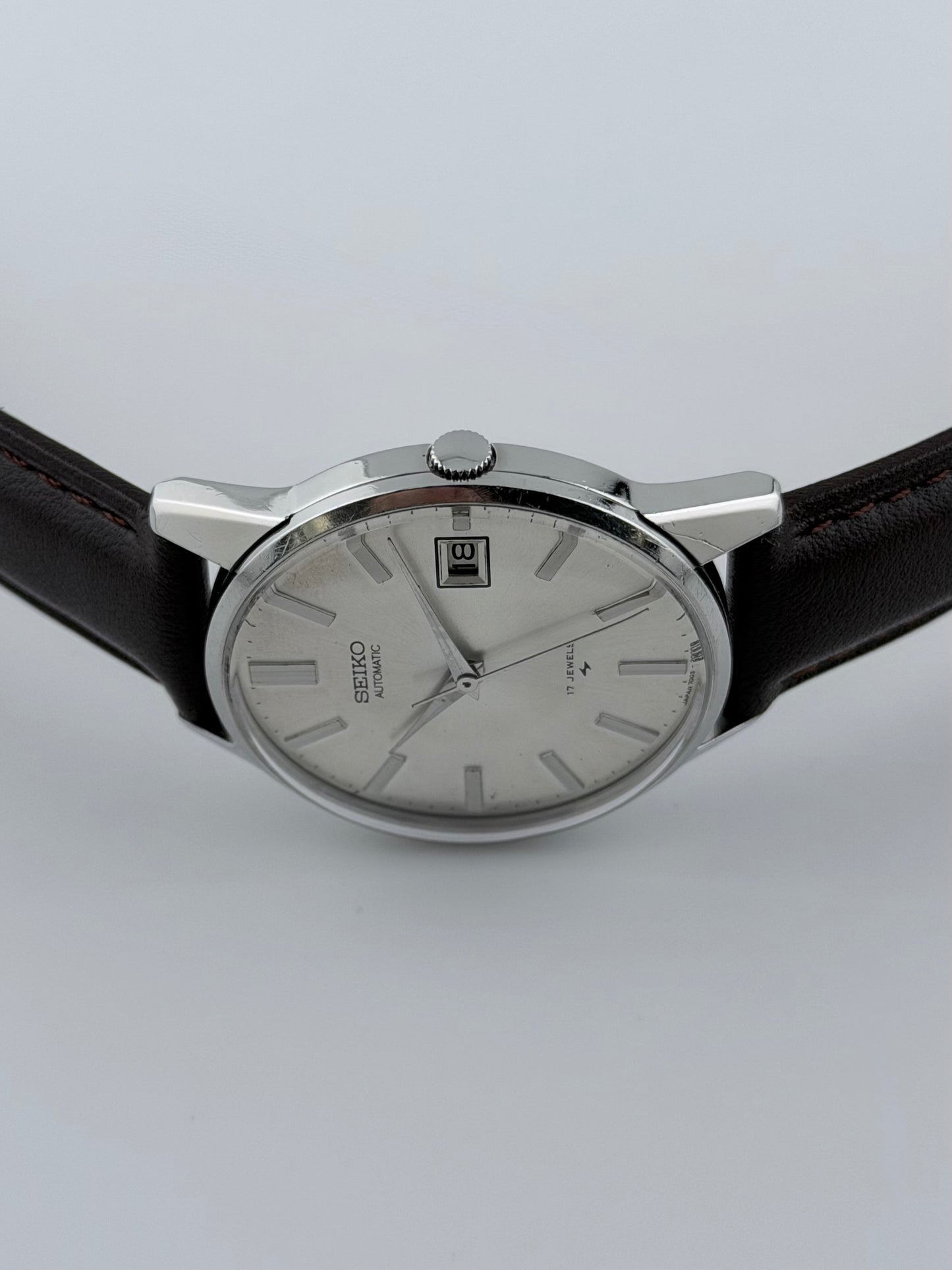 Seiko Automatic Date 17j 7005-2000