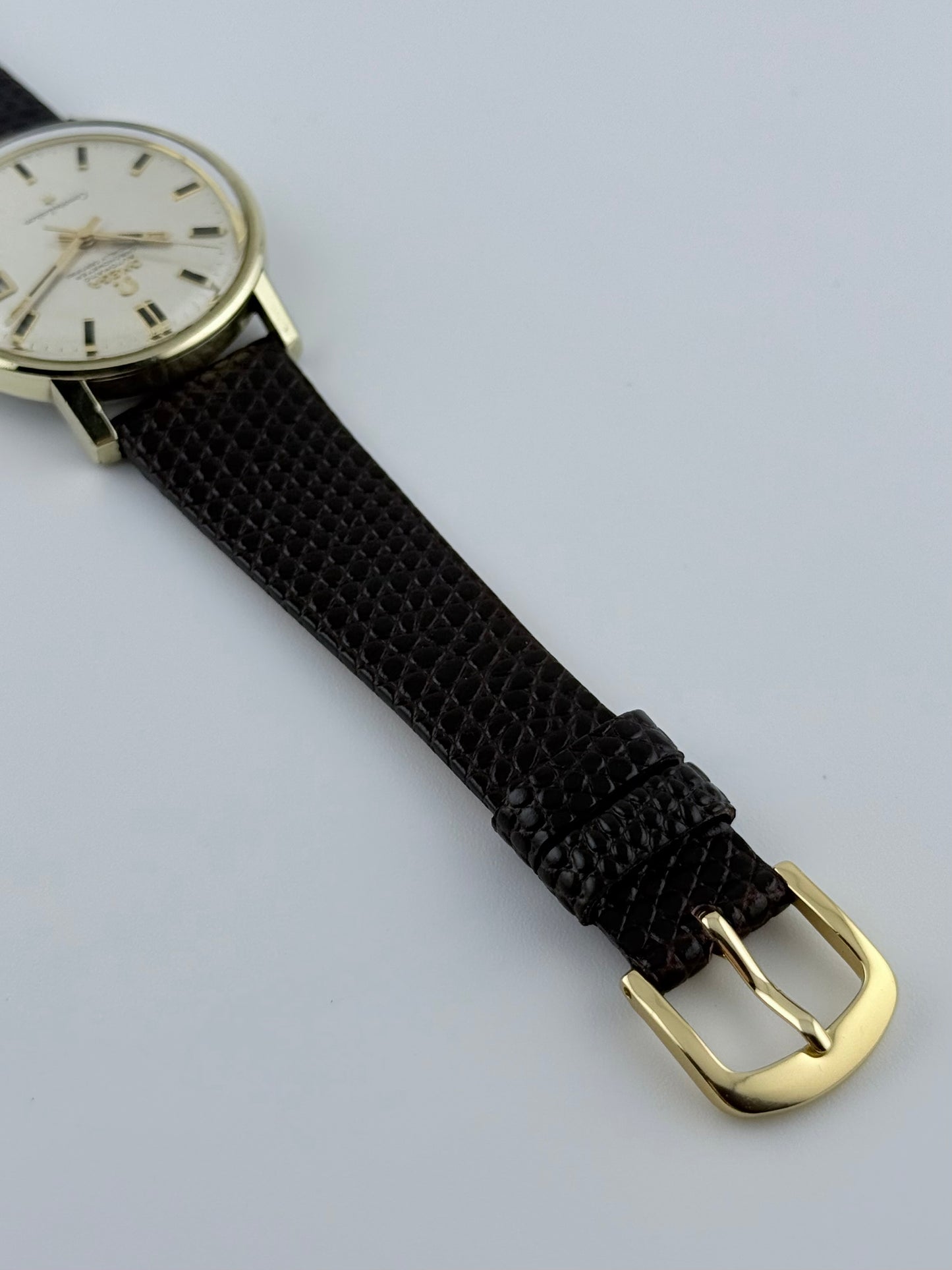 Omega Constellation Chronometer Date - 168.018 - Rare Linen Dial