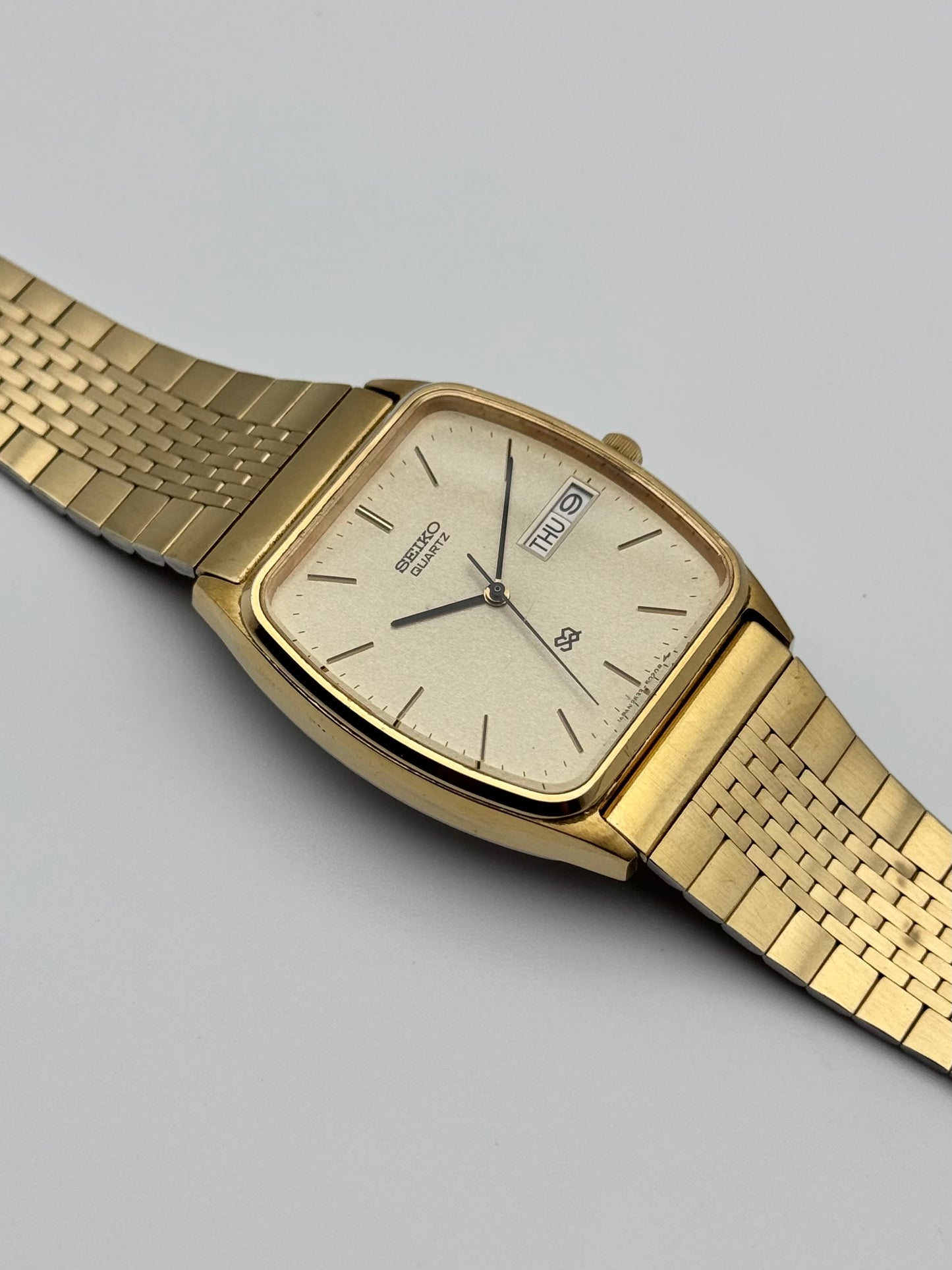Seiko Tank Quartz 2633-5020