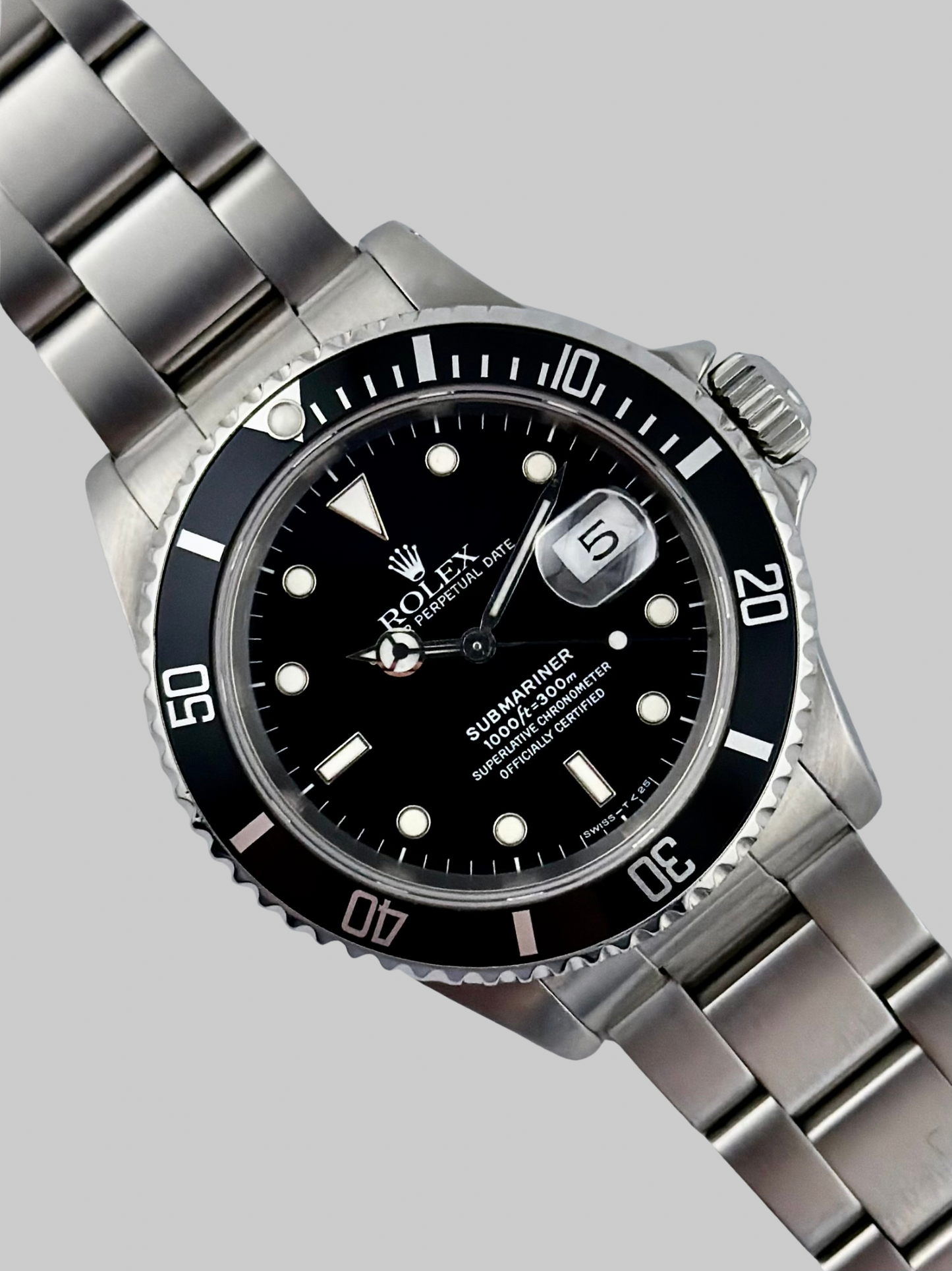 Rolex Oyster Perpetual Submariner Date - 16610 - Original Box