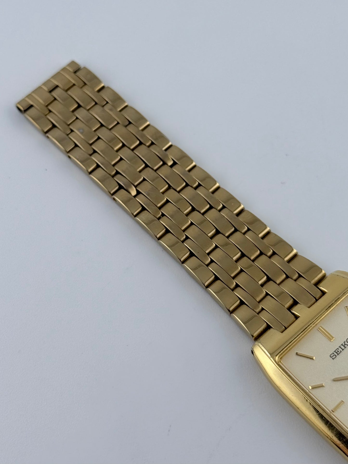 Seiko Tank Quartz 7N39-5010
