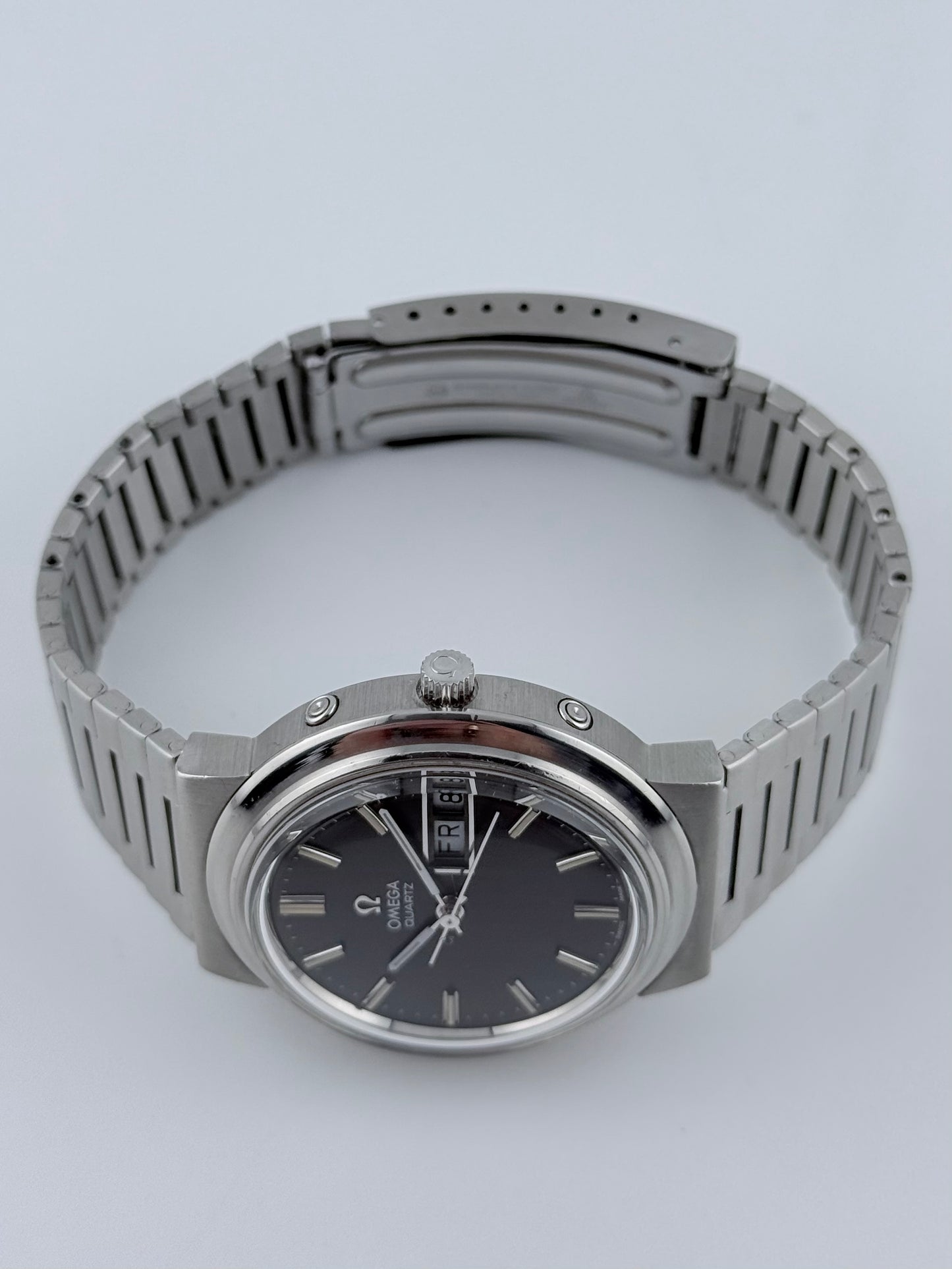 Omega Quartz Day-Date - 196.0058