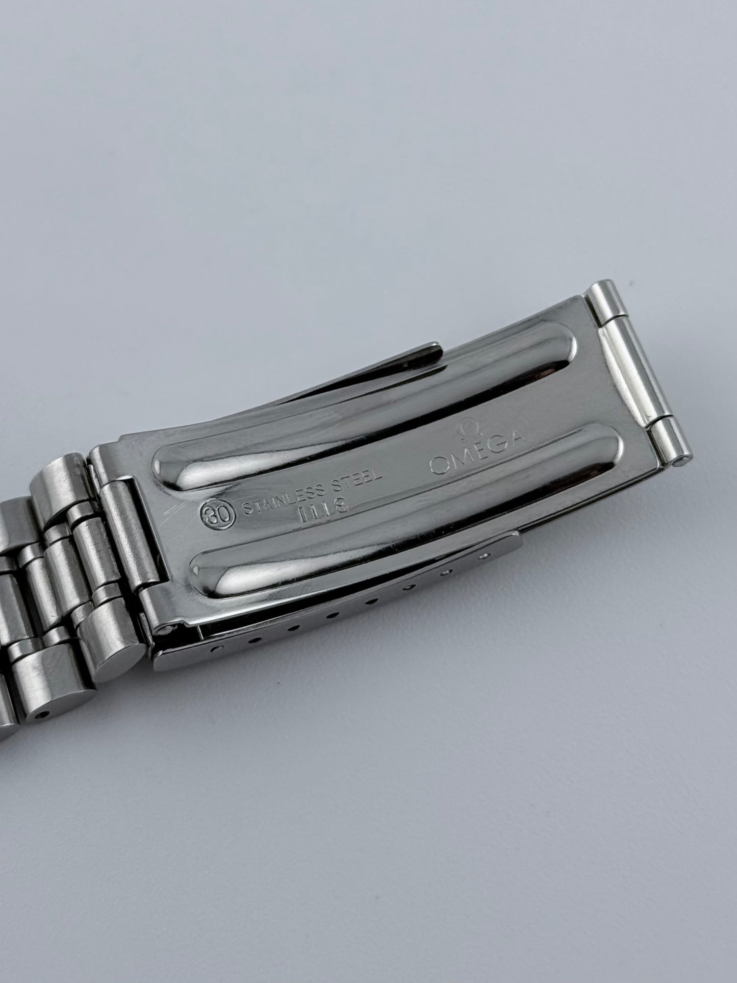 Omega Seamaster Automatic Date 166.067 - Sunburst Dial