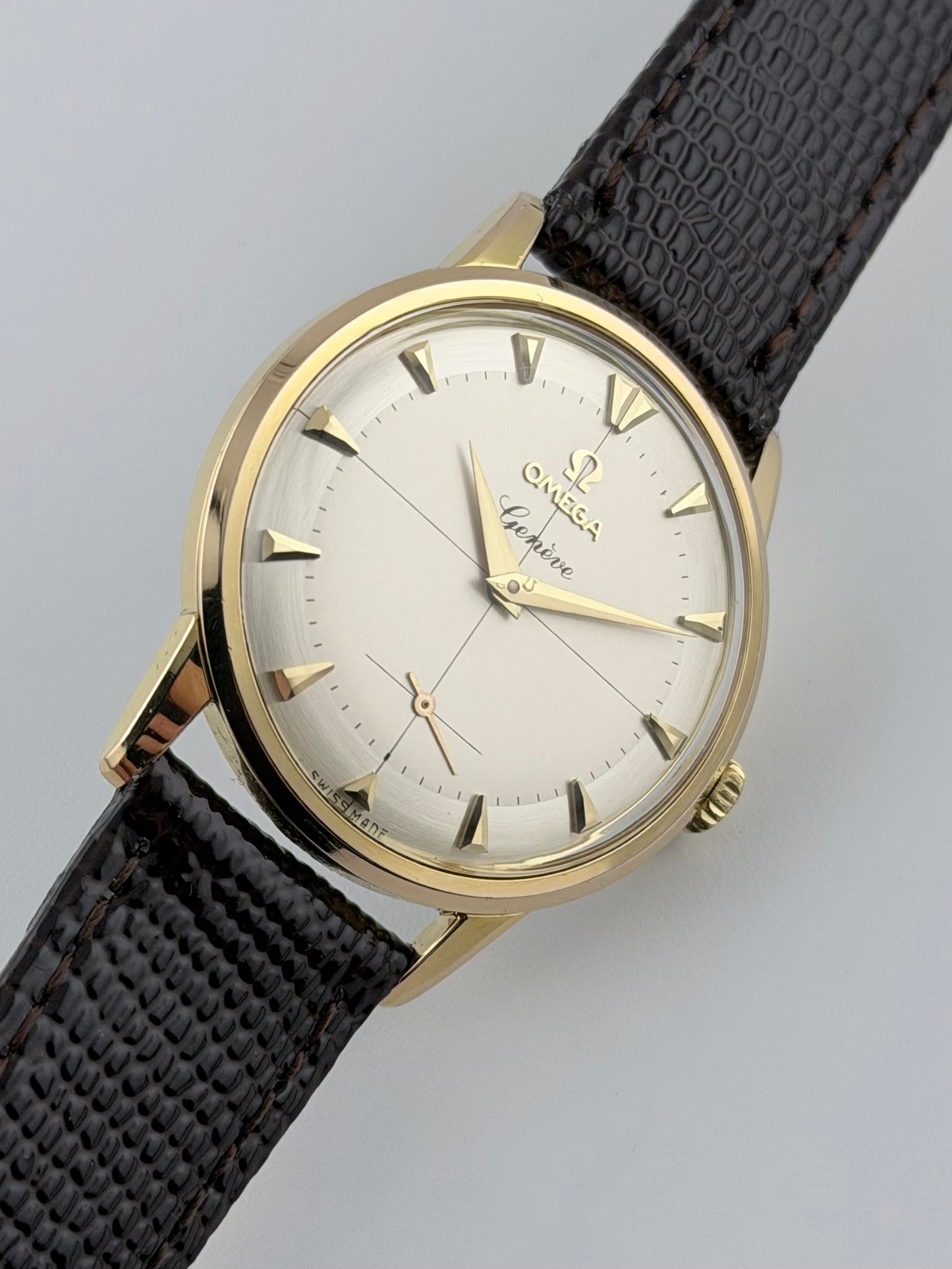 Omega Geneve Manual Wind BK2903.1 - Pie-Pan with Cross Hair Sub-dial