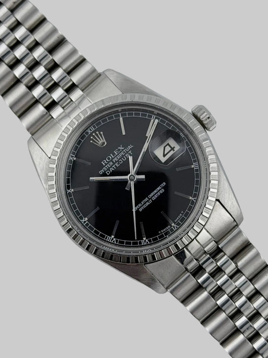 Rolex Datejust Oyster Perpetual - 16030 - Black - Original Box and Papers