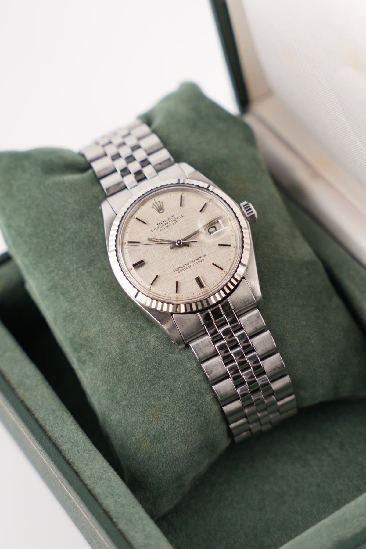 Rolex Datejust Oyster Perpetual Automatic - 1601 - Linen Dial - 18ct white gold bezel