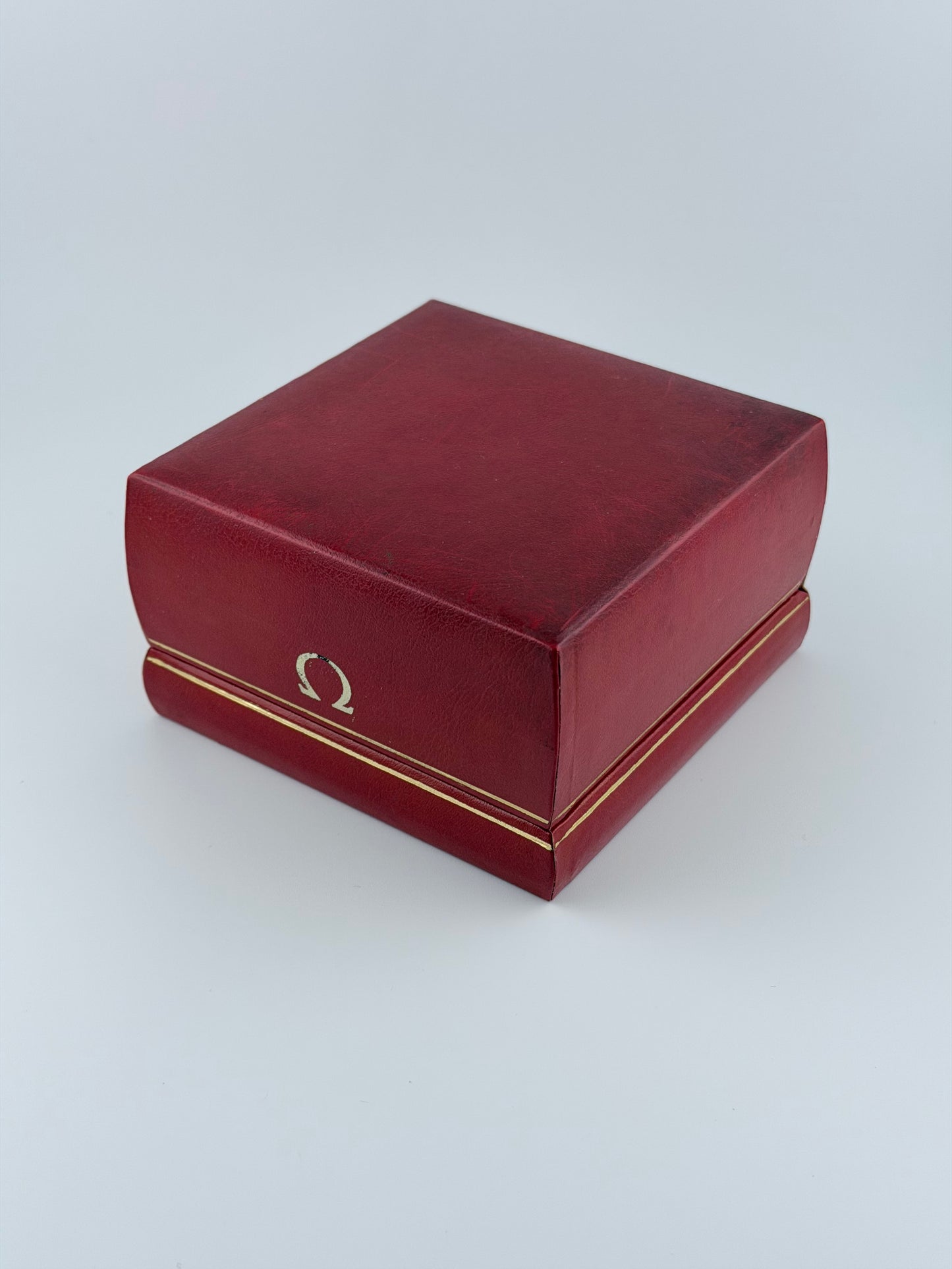 Omega Geneve Date Manual Wind 136.041