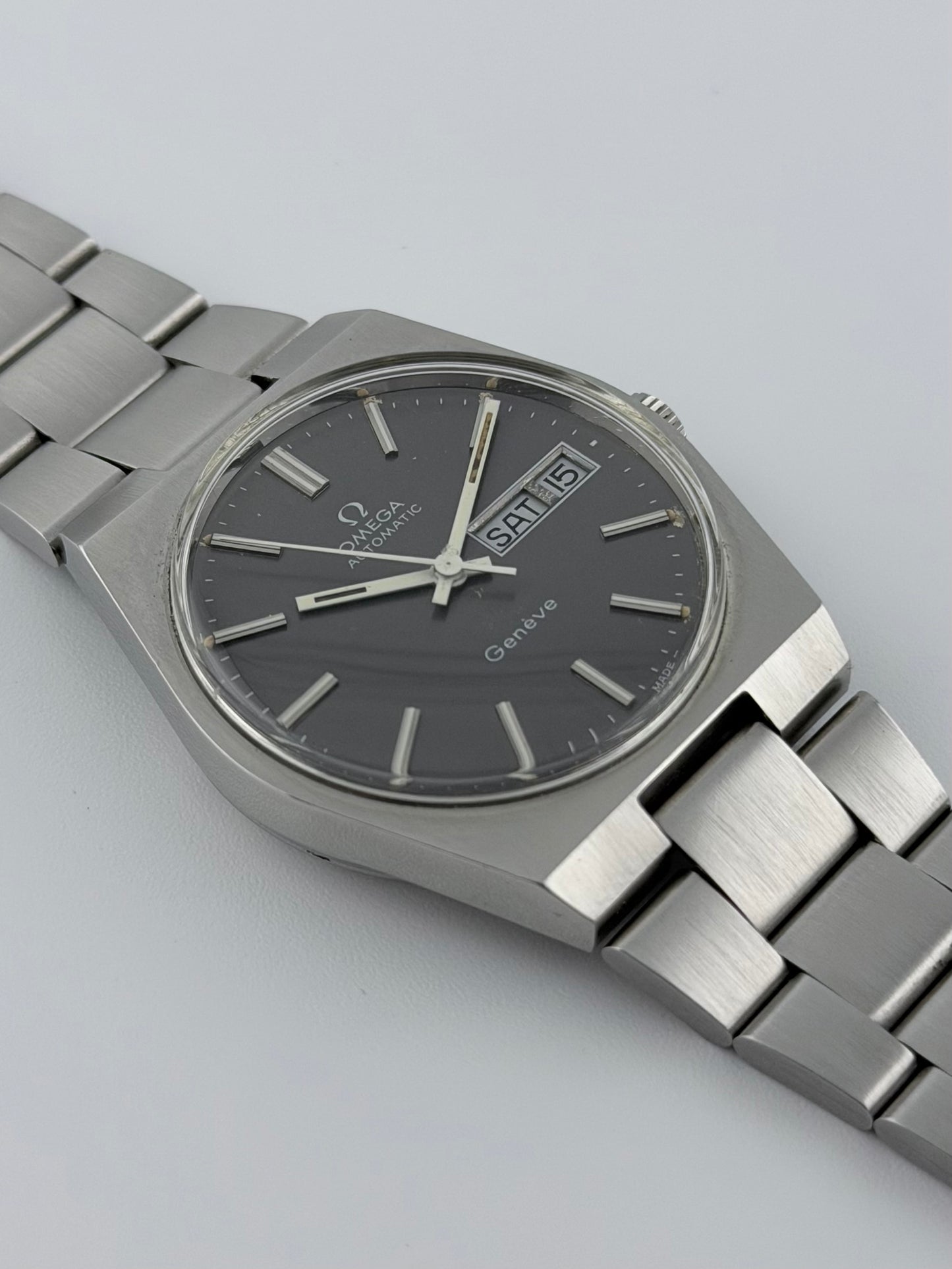 Omega Geneve Automatic Day-Date 166.0125 - Rare Grey Dial