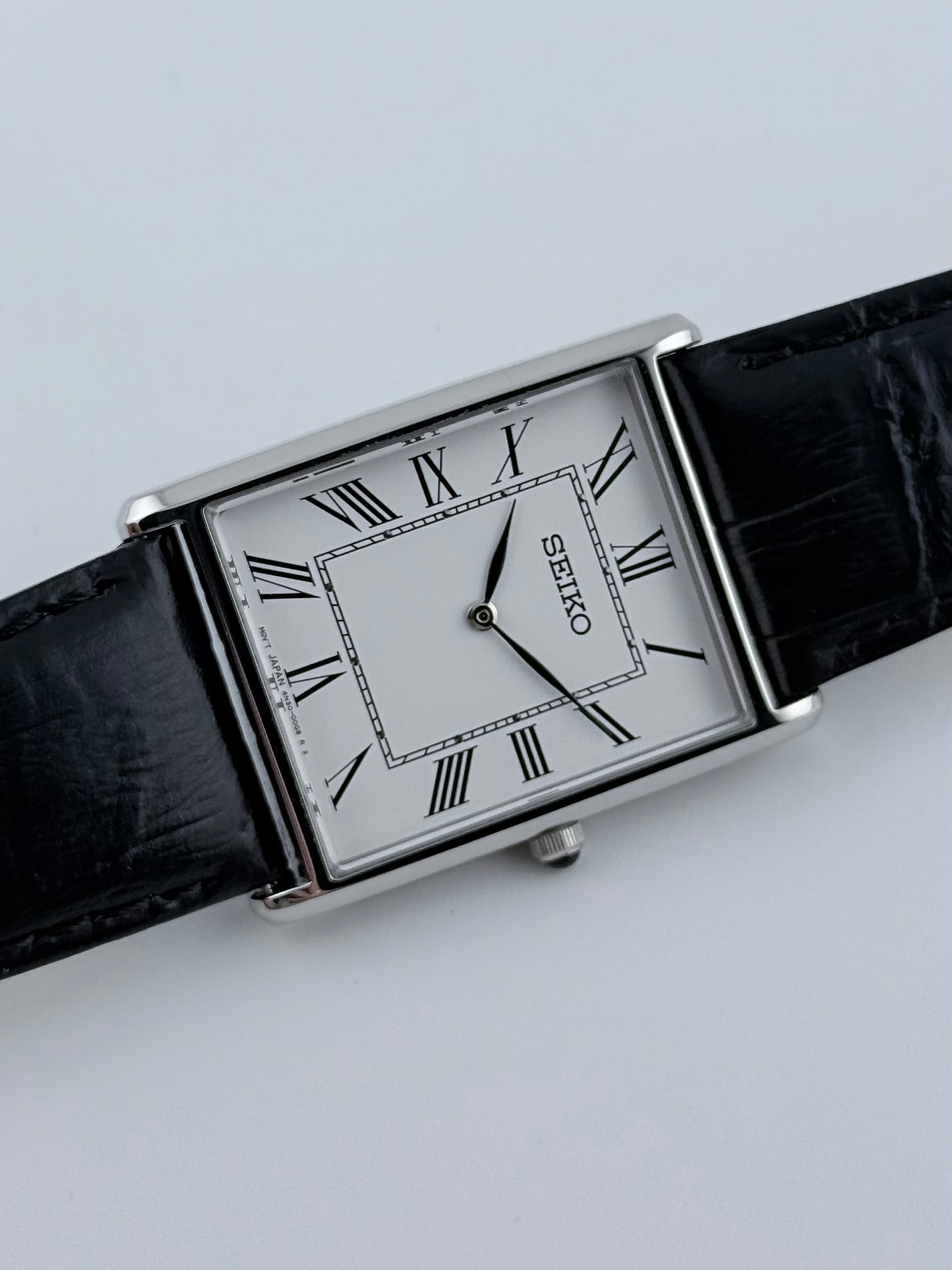 Seiko Tank Quartz - 4N30-00G0 With Box and Hang Tag