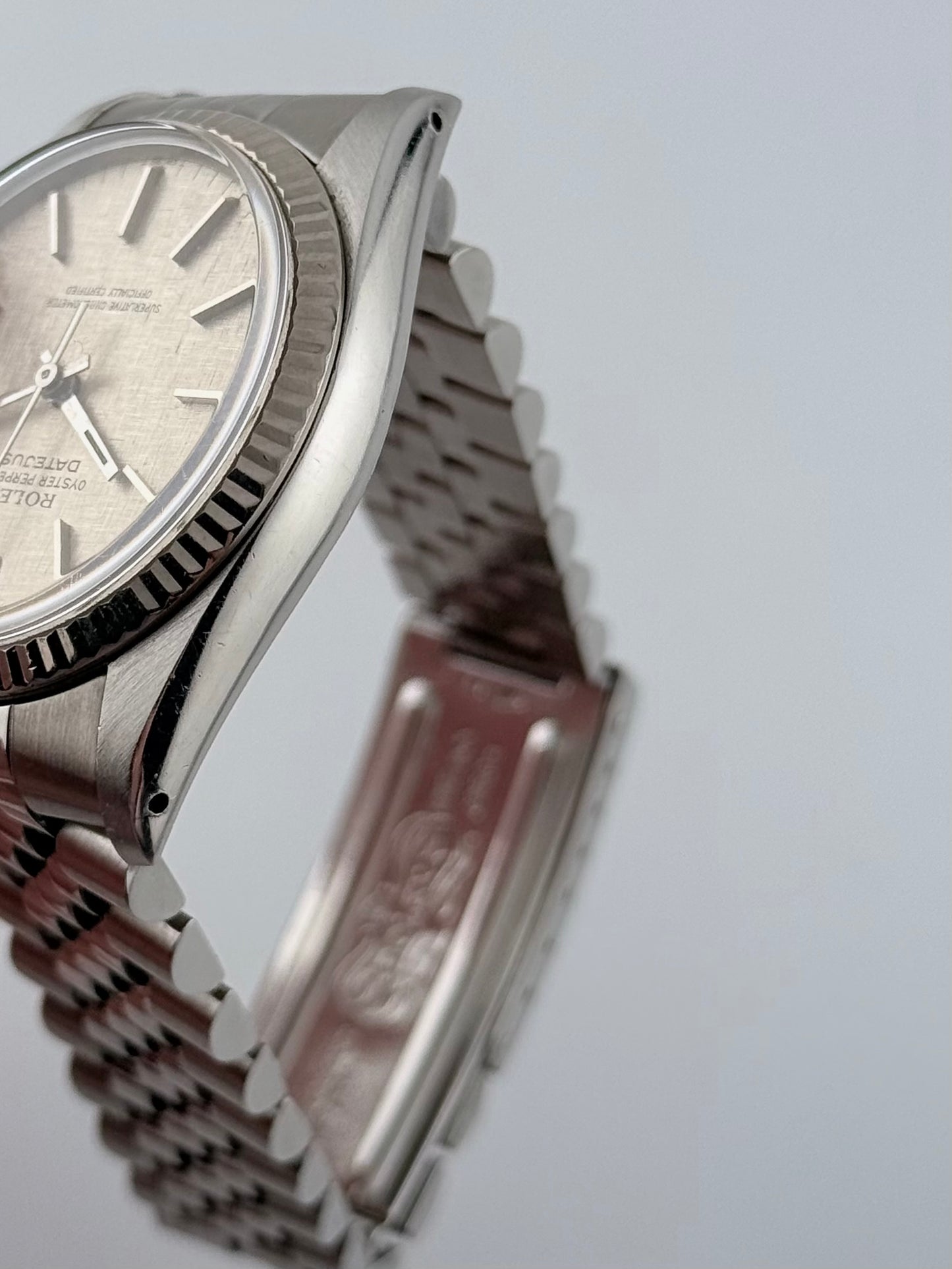Rolex Datejust Oyster Perpetual - 16014 - White Gold Bezel - Linen Dial