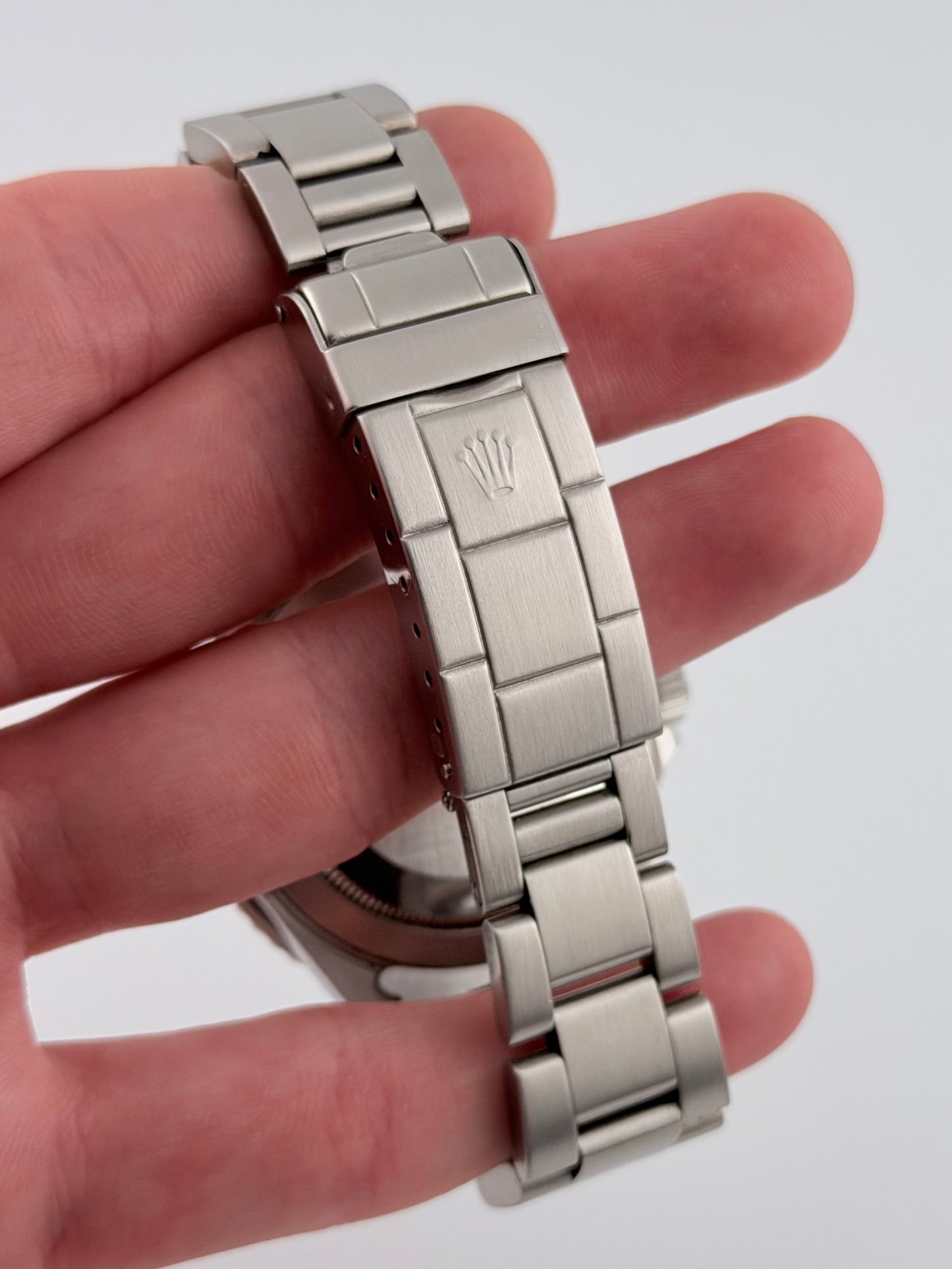 Rolex Oyster Perpetual Submariner Date - 16800 - Original Box and Booklets