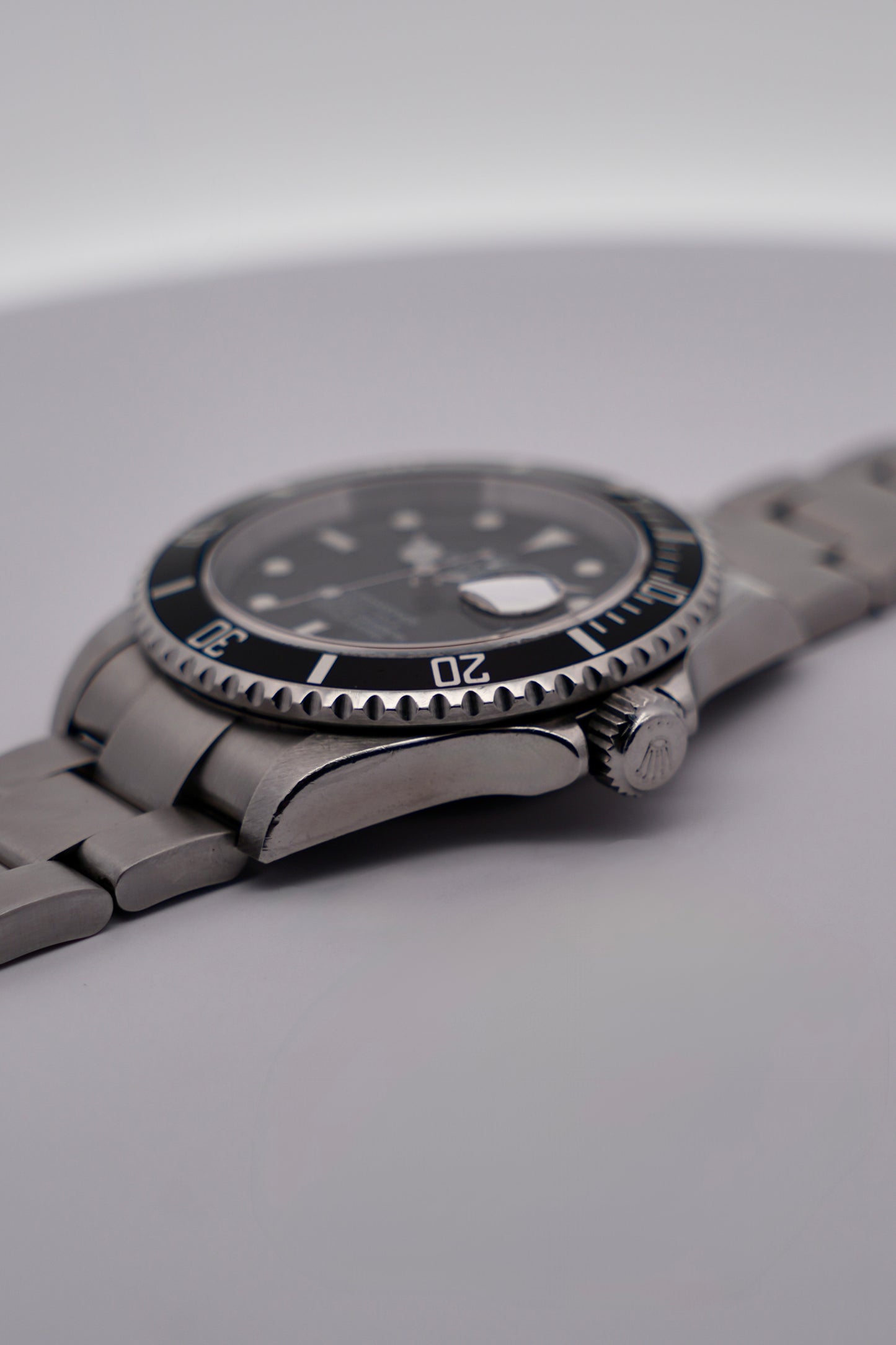 Rolex Oyster Perpetual Submariner Date - 16610 - Original Box