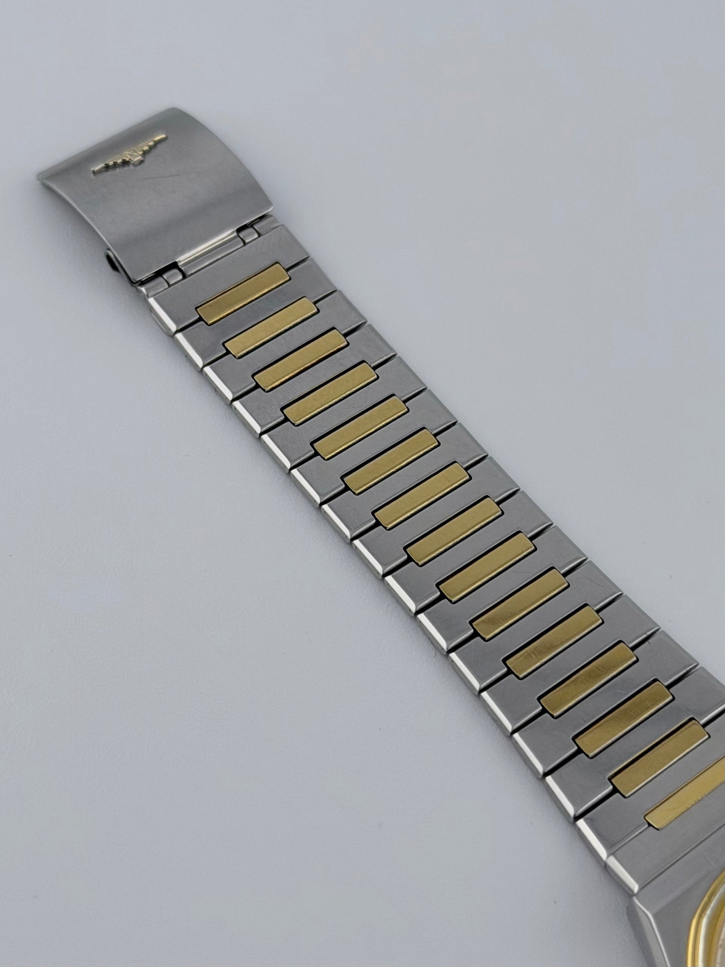 Longines Quartz Date 40.2.68332 - Original Box and Papers