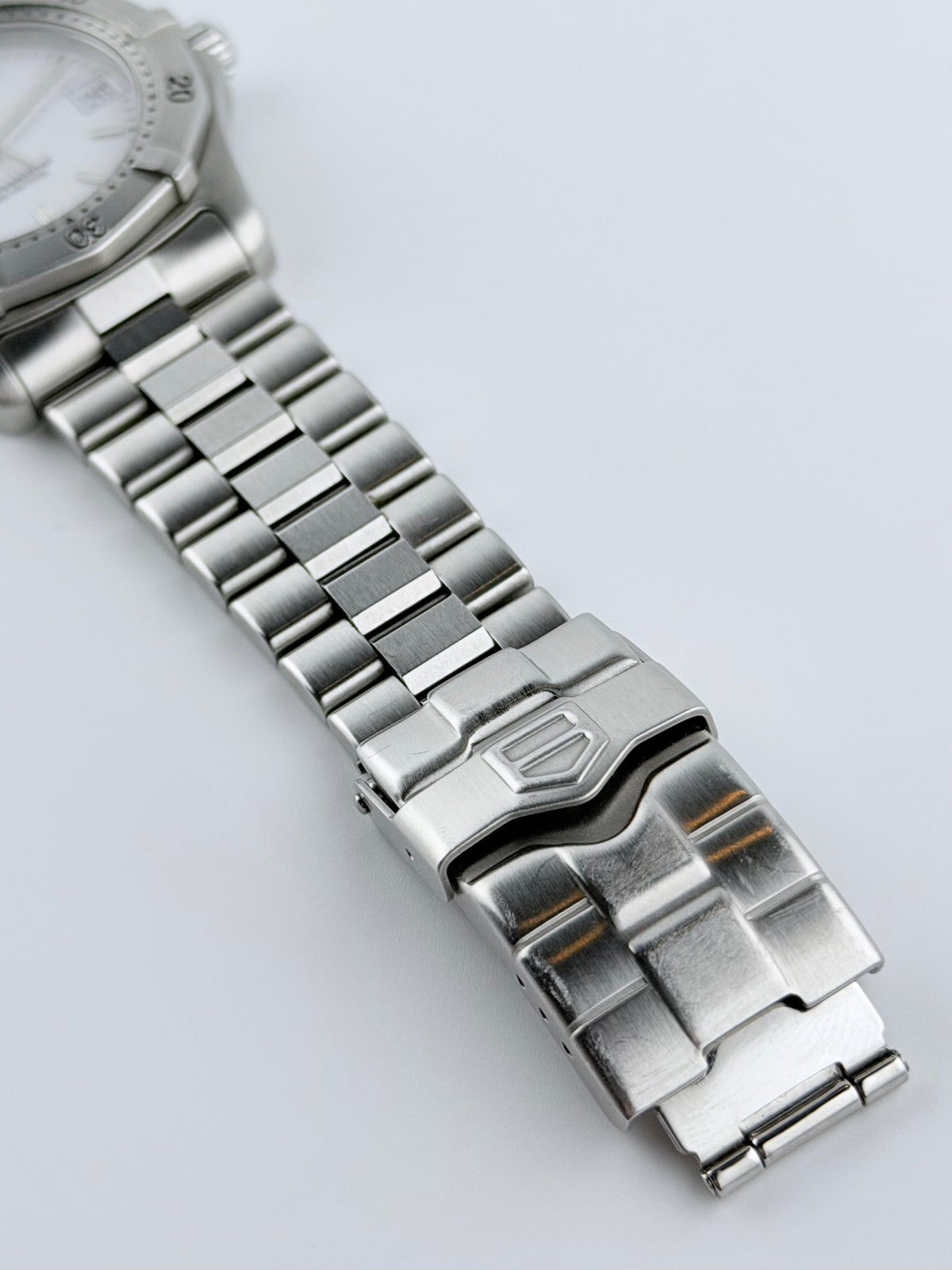Tag Heuer Professional 200m Quartz Date - WK1111-0