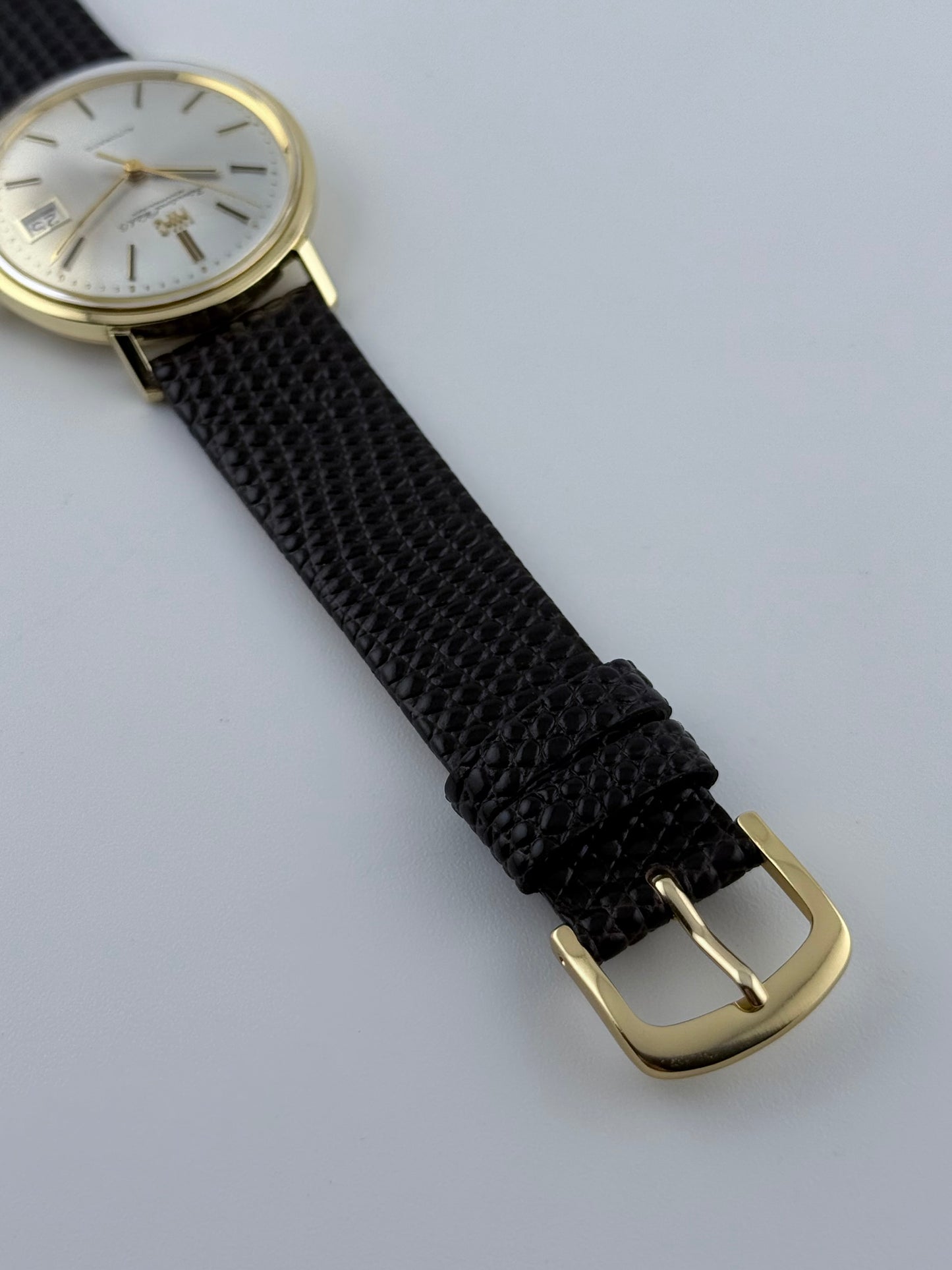 IWC Shaffhausen Automatic Date - 1818 - 18ct Gold- “Fish Crown” - OG Box
