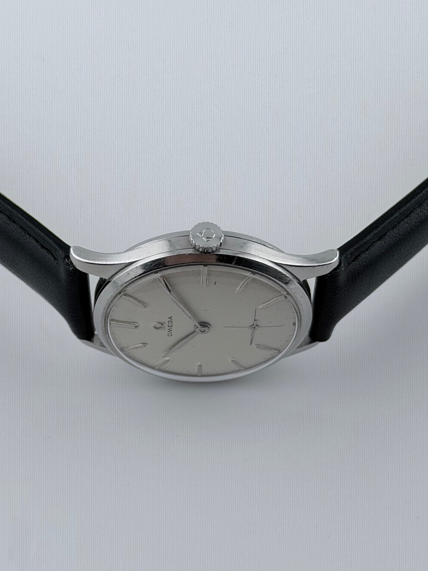 Omega Manual Wind - 13322 - Sub Secs - Linen Dial